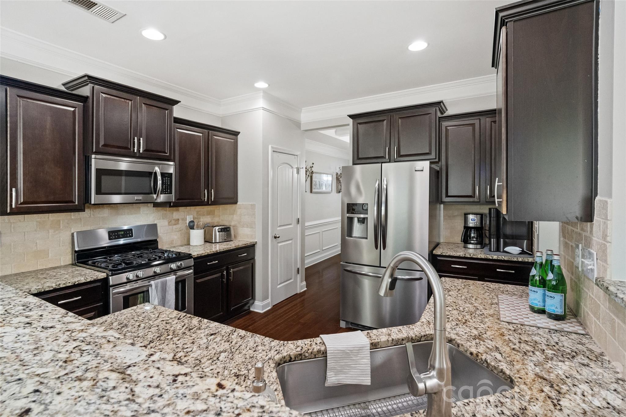 980 Autumn Glen Court