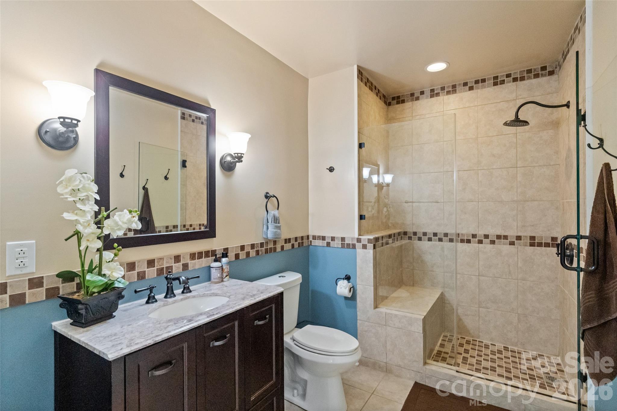 980 Autumn Glen Court