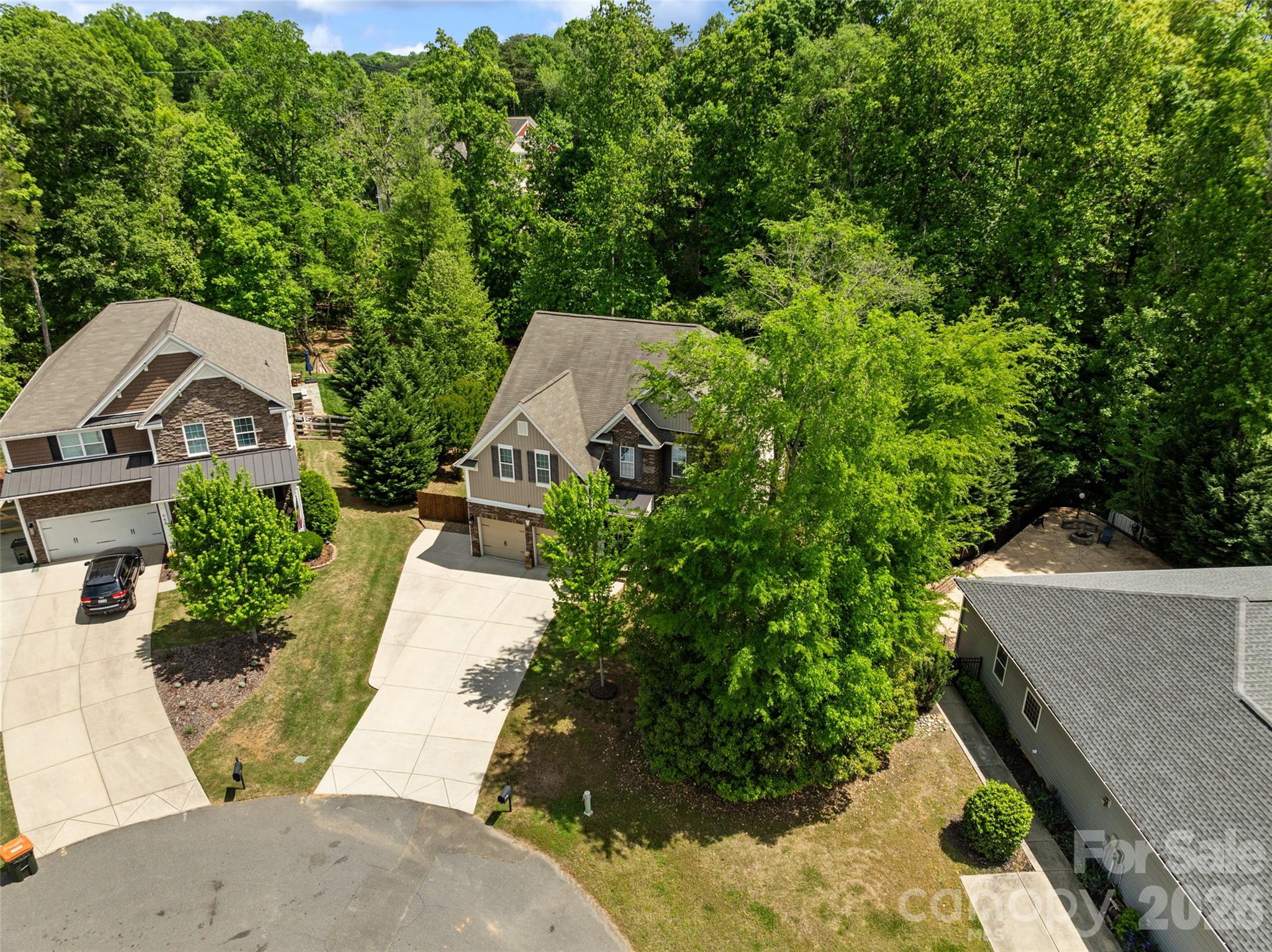 980 Autumn Glen Court