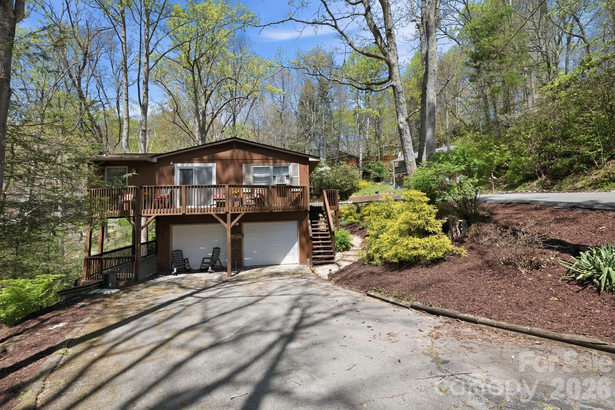 806 Dogwood Drive