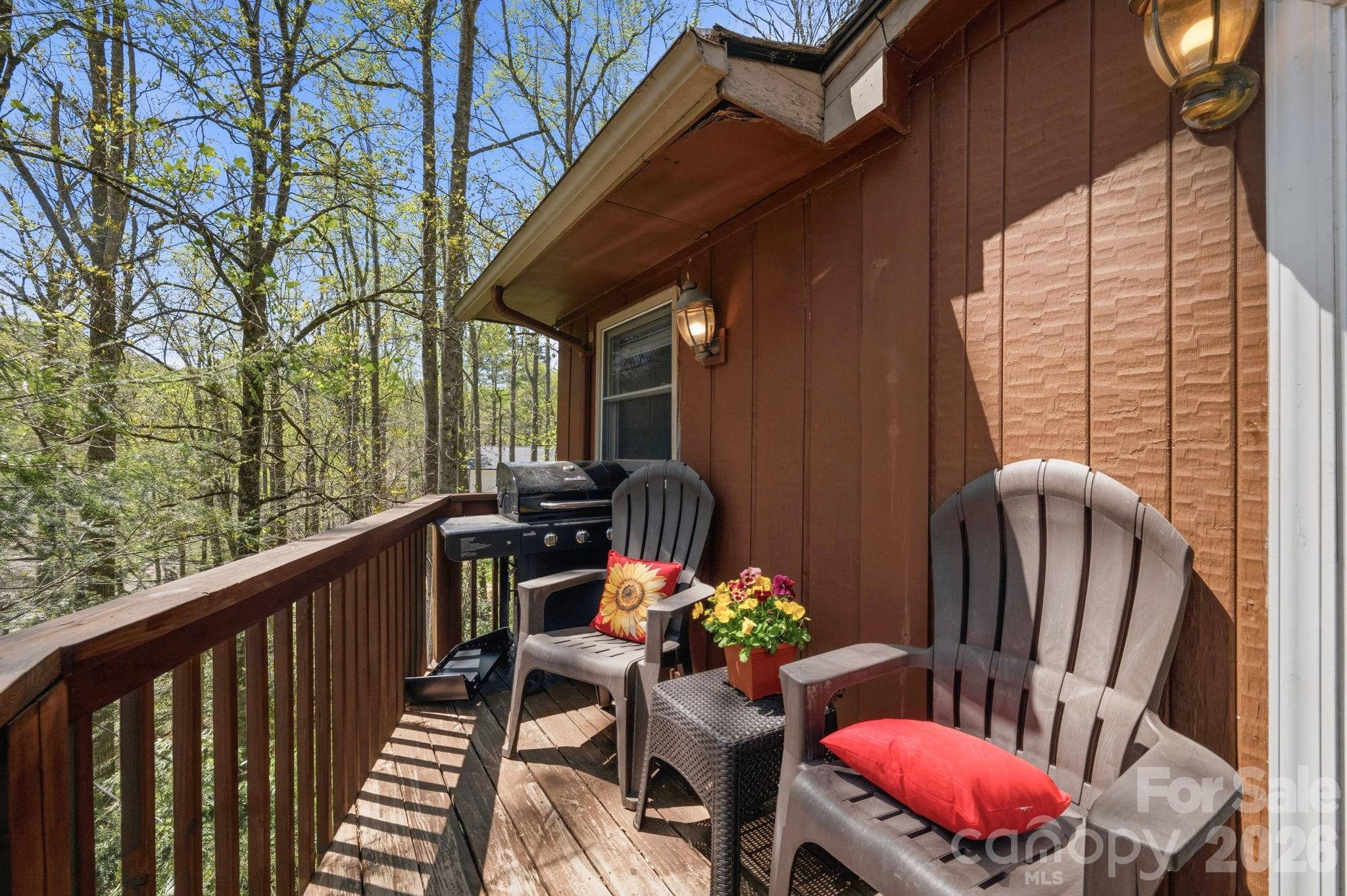 806 Dogwood Drive