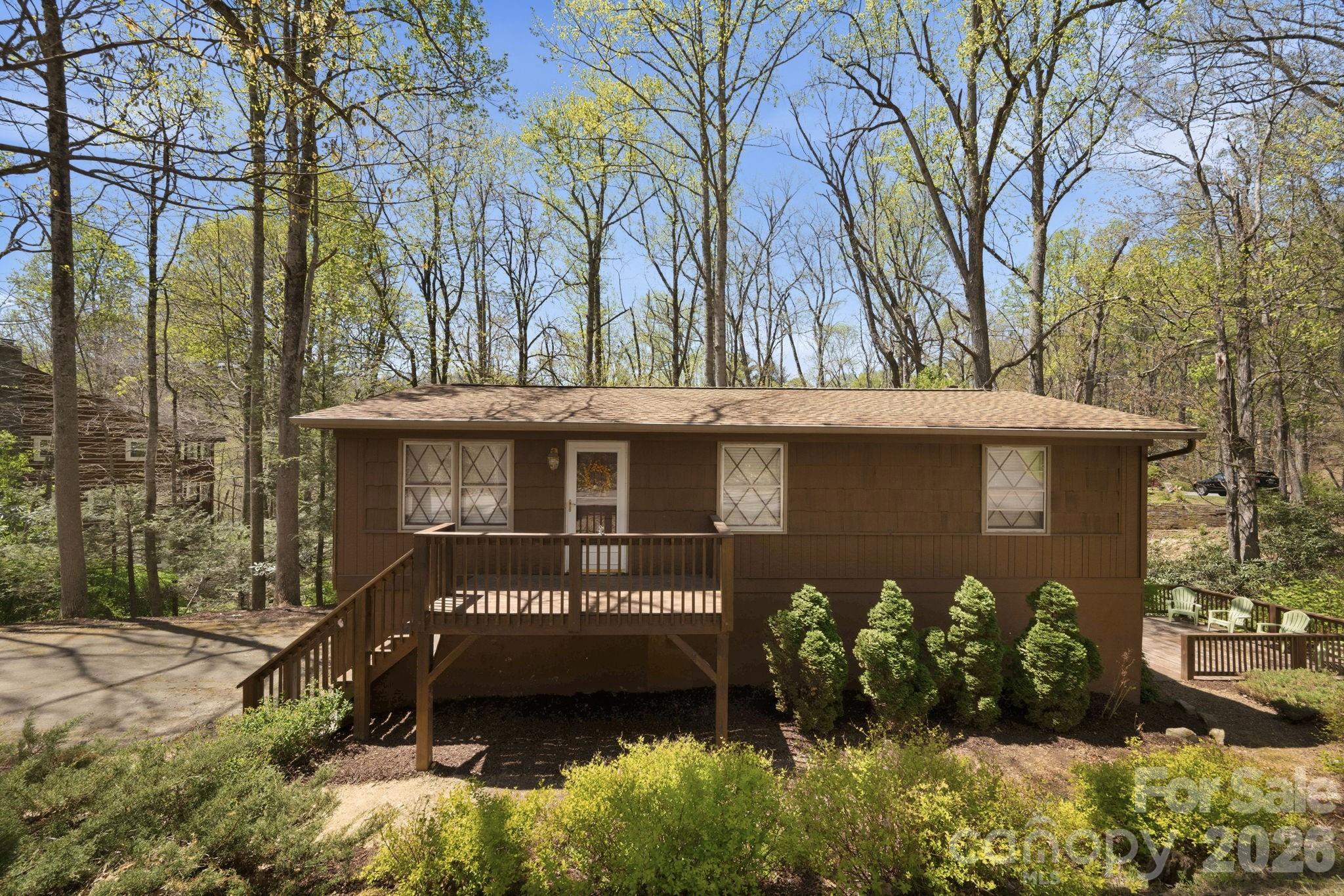 806 Dogwood Drive