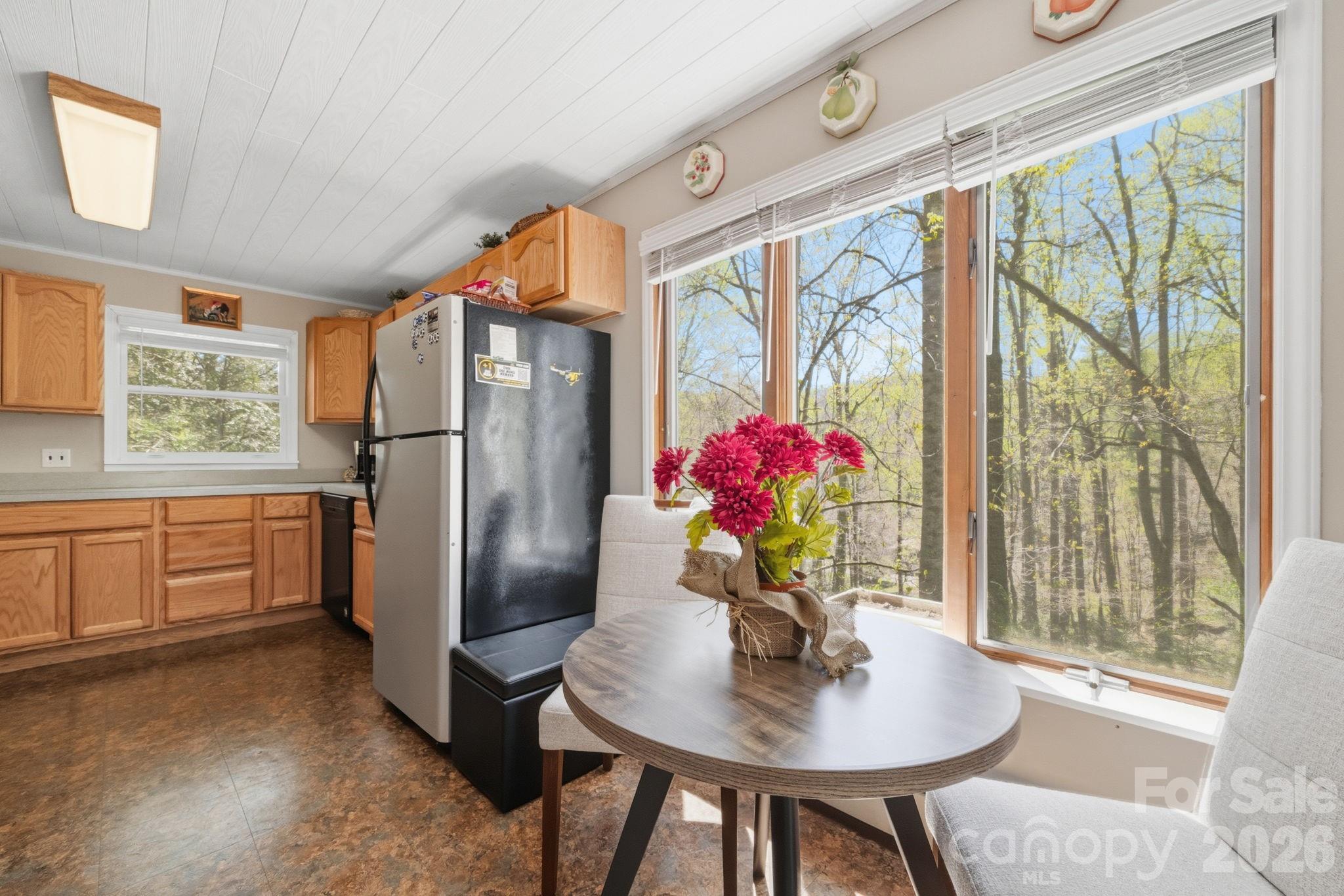 806 Dogwood Drive