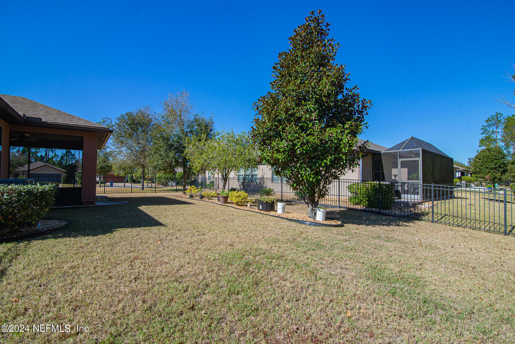 15 IDLEWILD Court