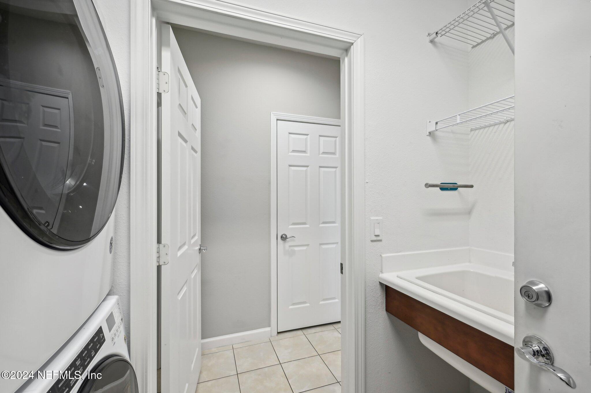 203 RIVER RUN Boulevard