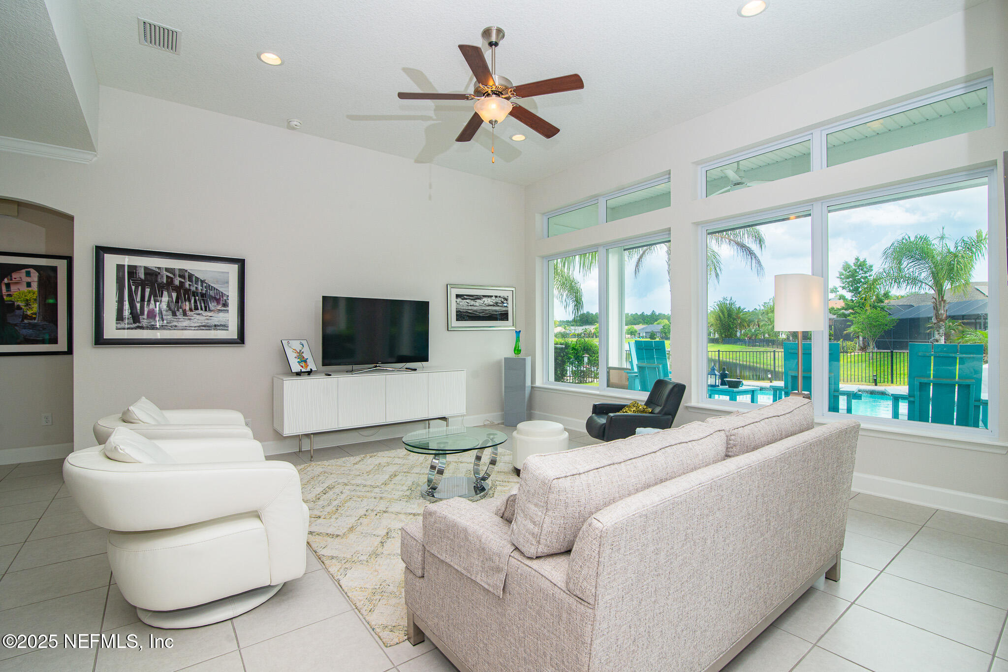 291 WHISPER ROCK Drive