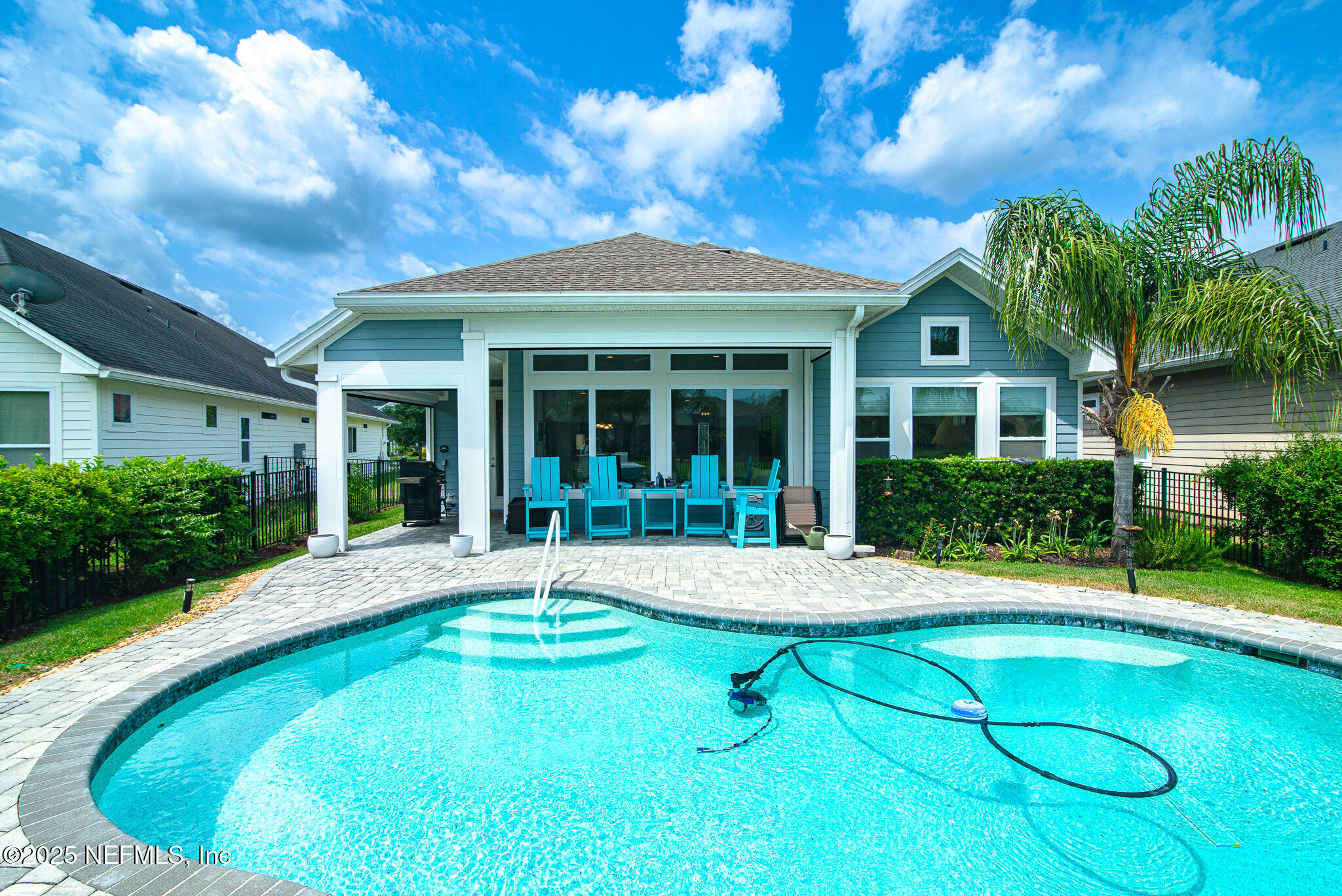 291 WHISPER ROCK Drive