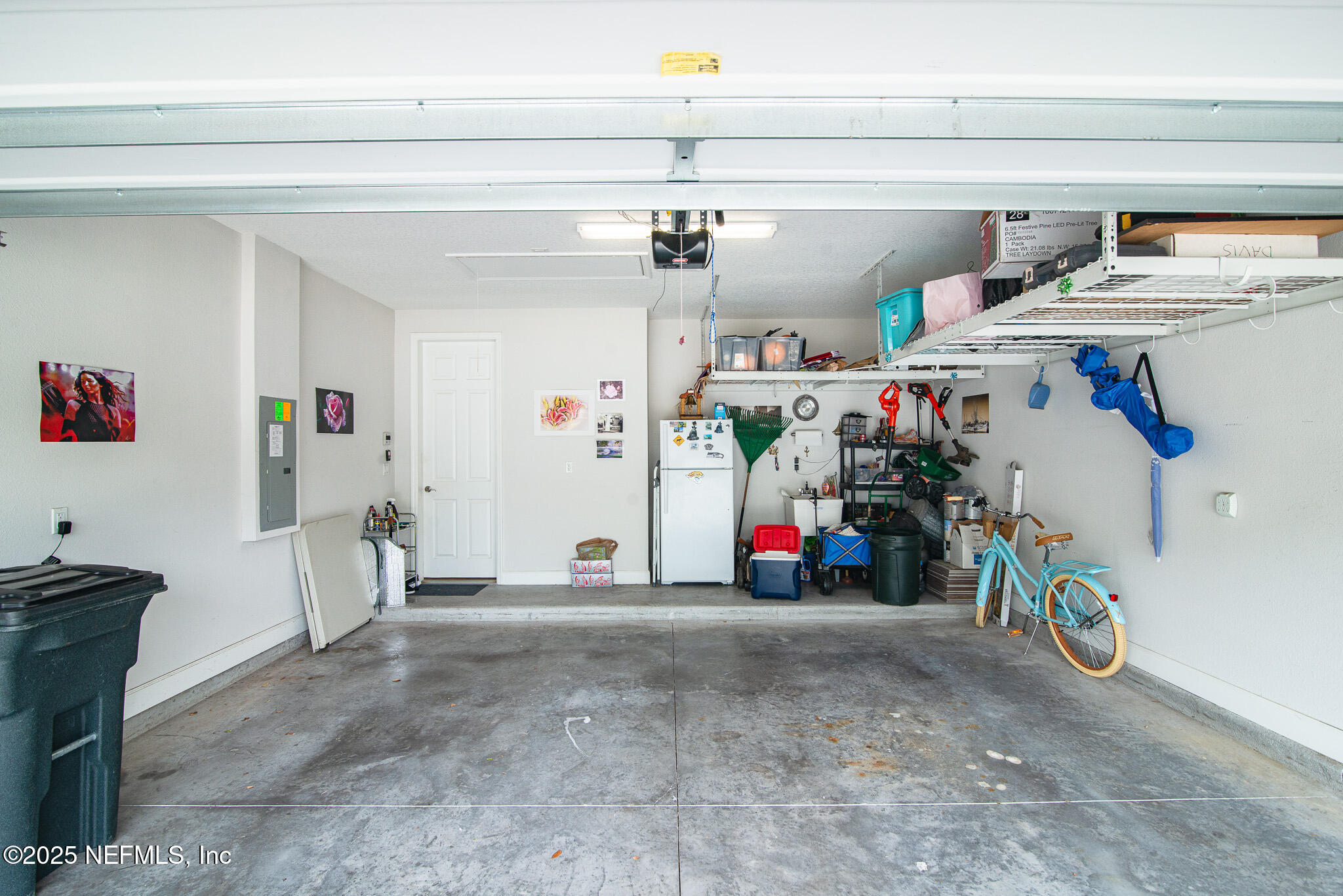 291 WHISPER ROCK Drive