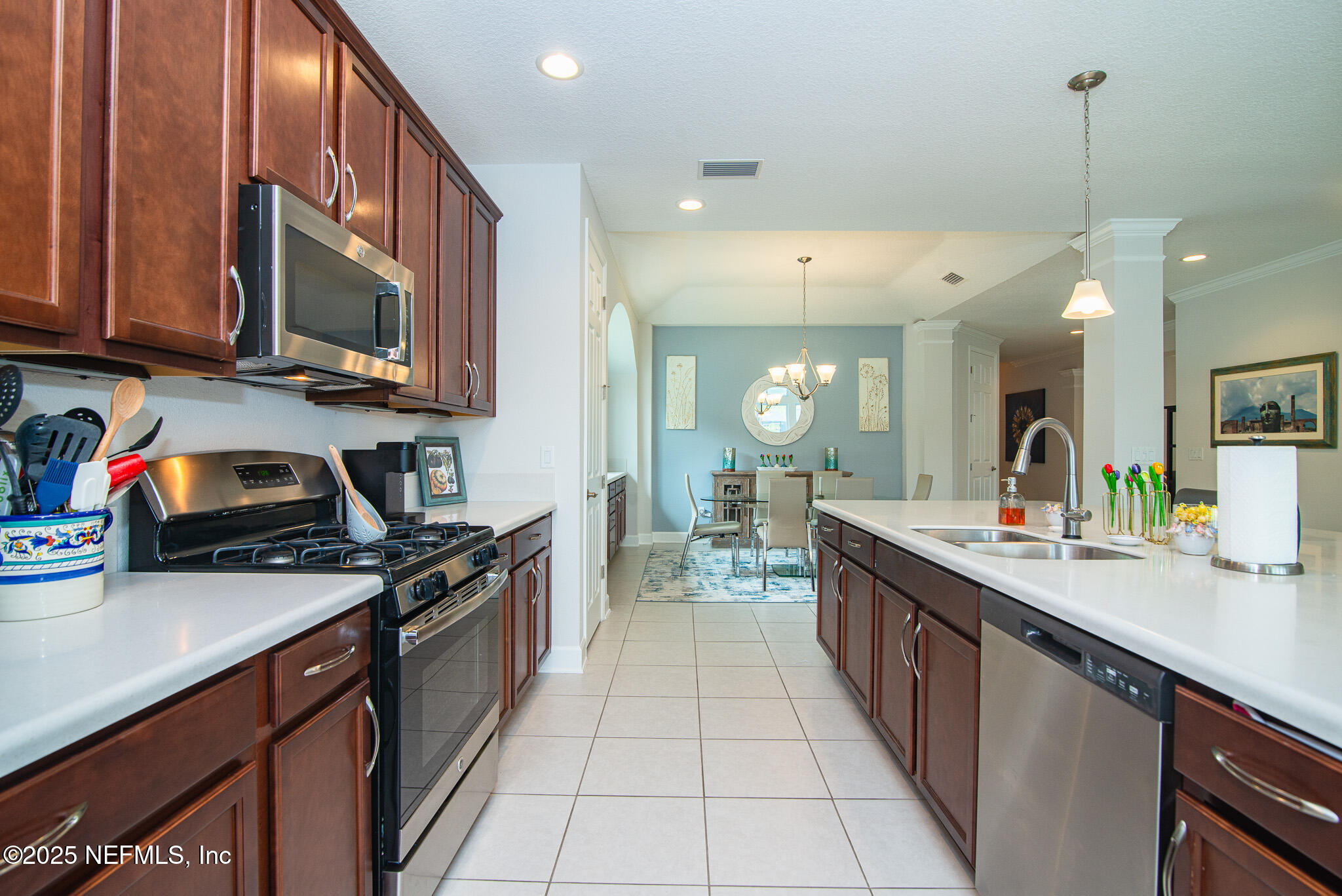 291 WHISPER ROCK Drive