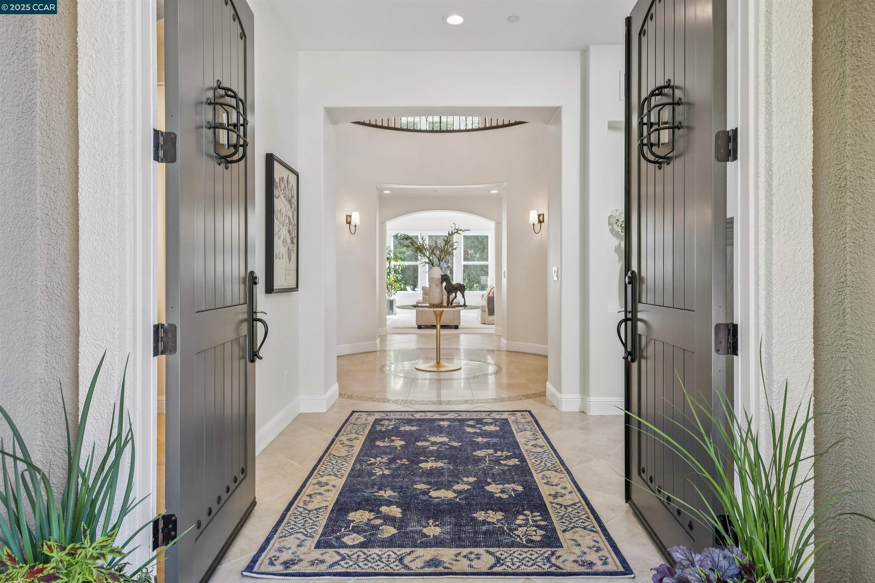 77 Pleasant Knoll Ct