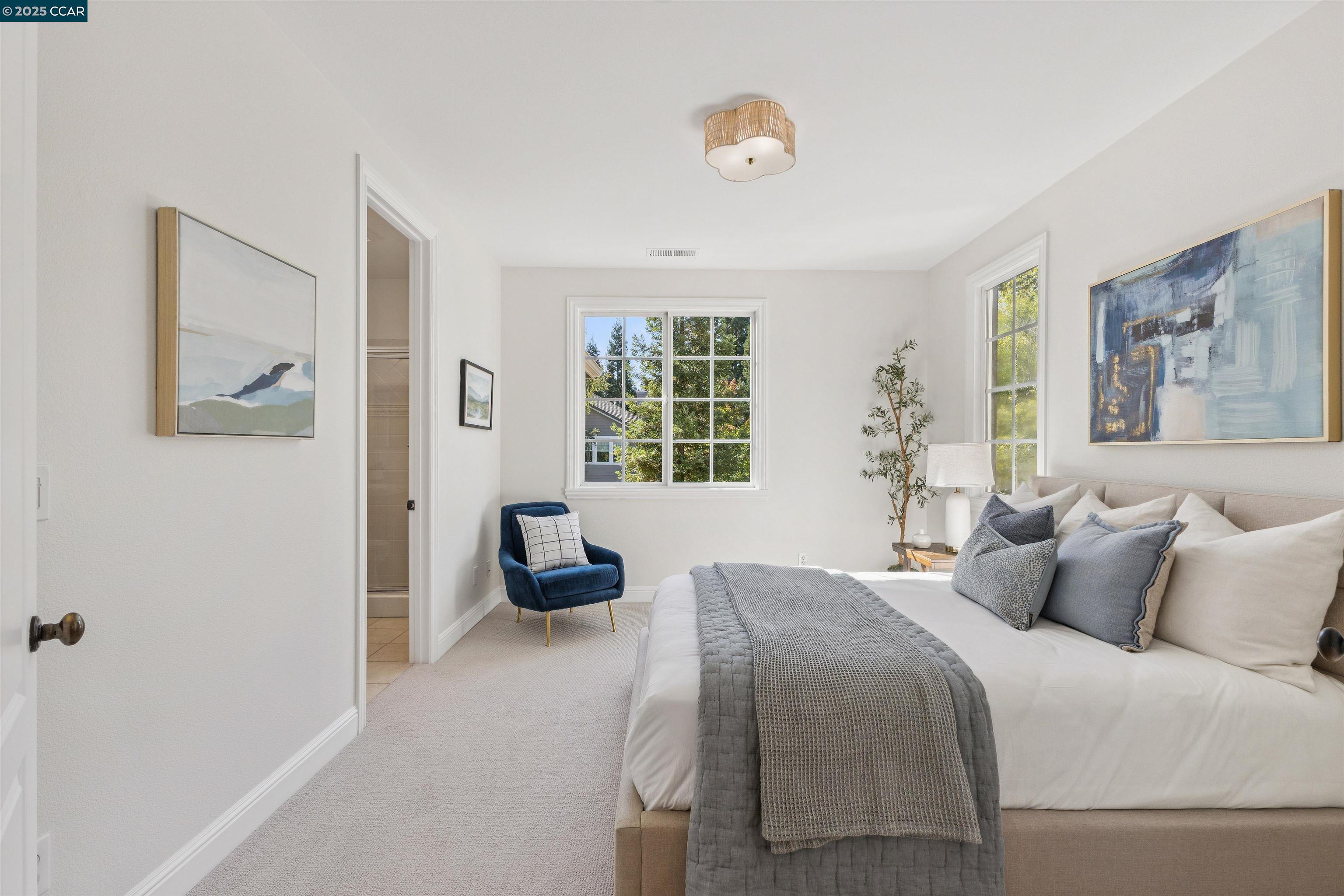 77 Pleasant Knoll Ct