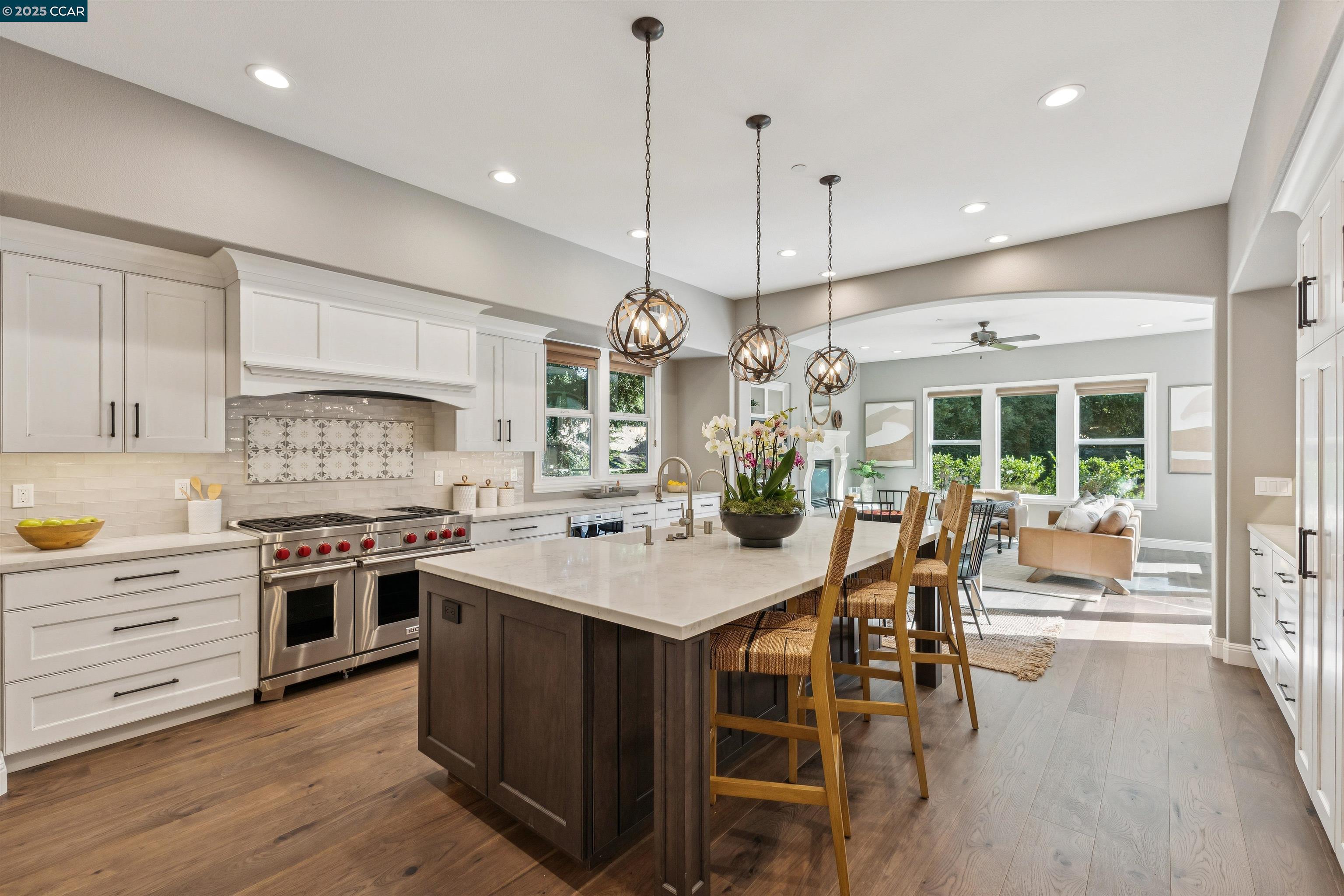 77 Pleasant Knoll Ct