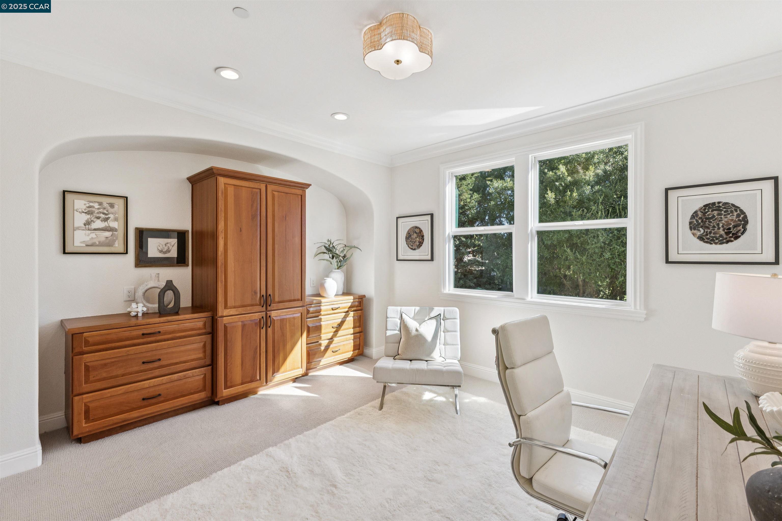 77 Pleasant Knoll Ct