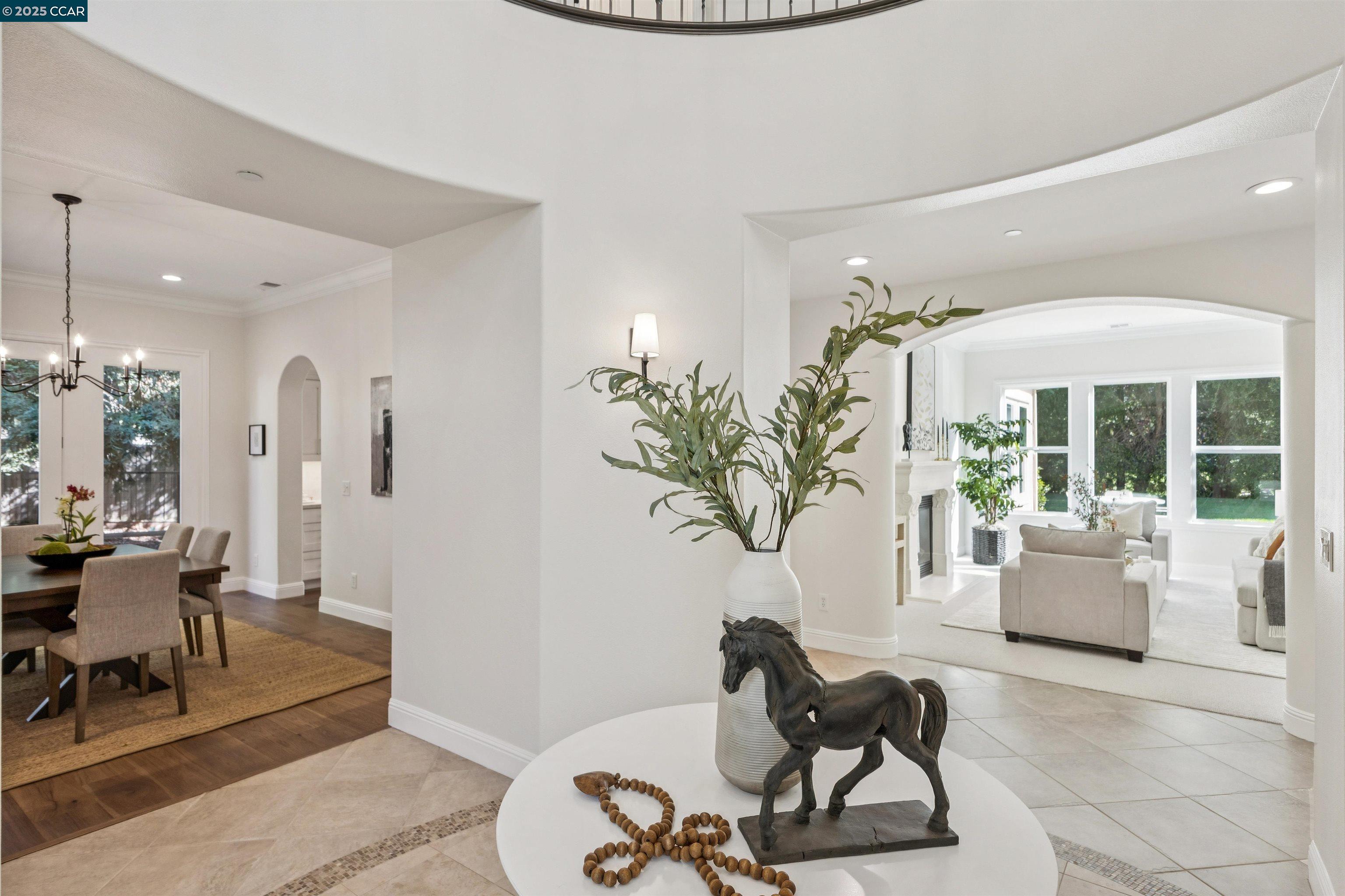 77 Pleasant Knoll Ct