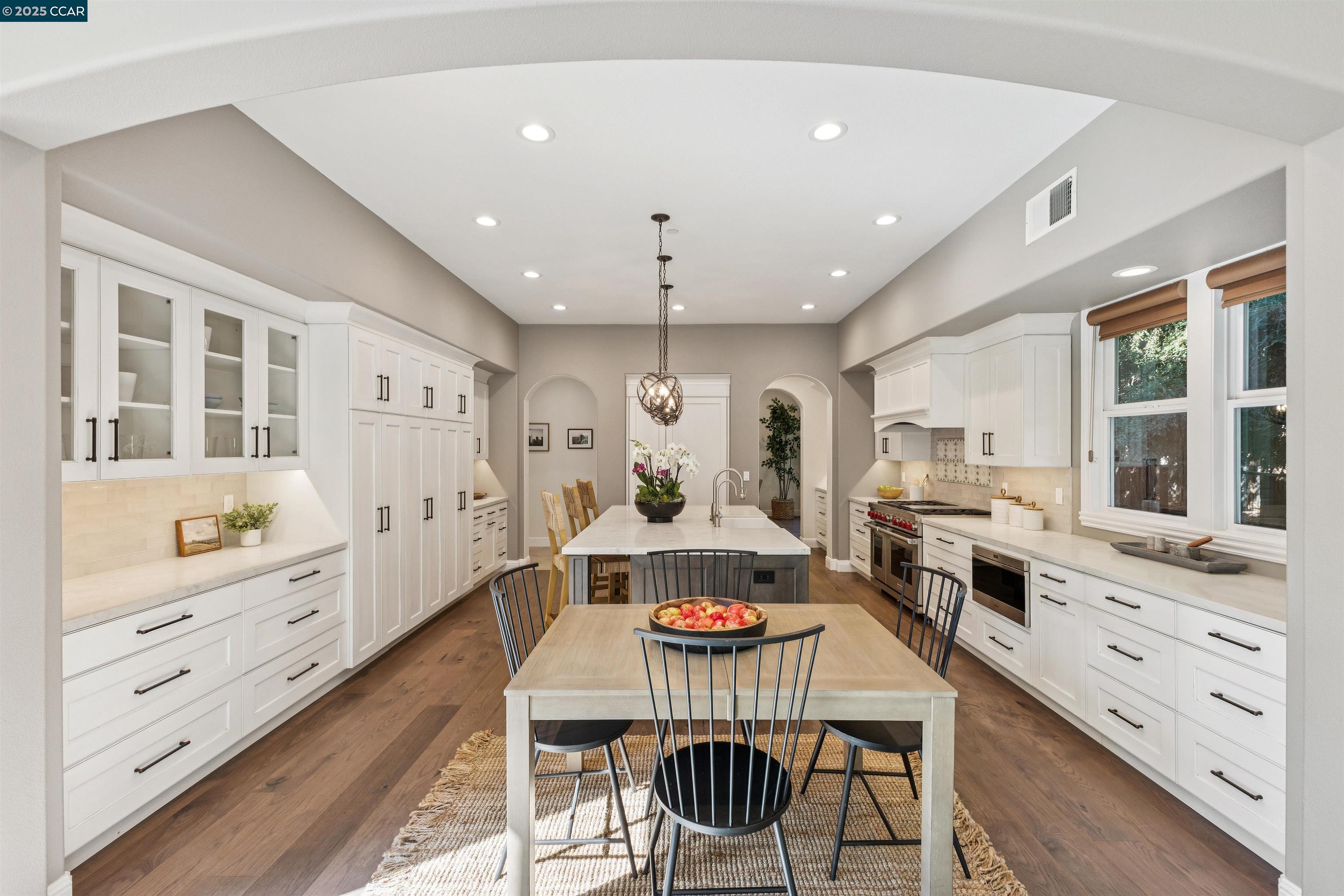 77 Pleasant Knoll Ct