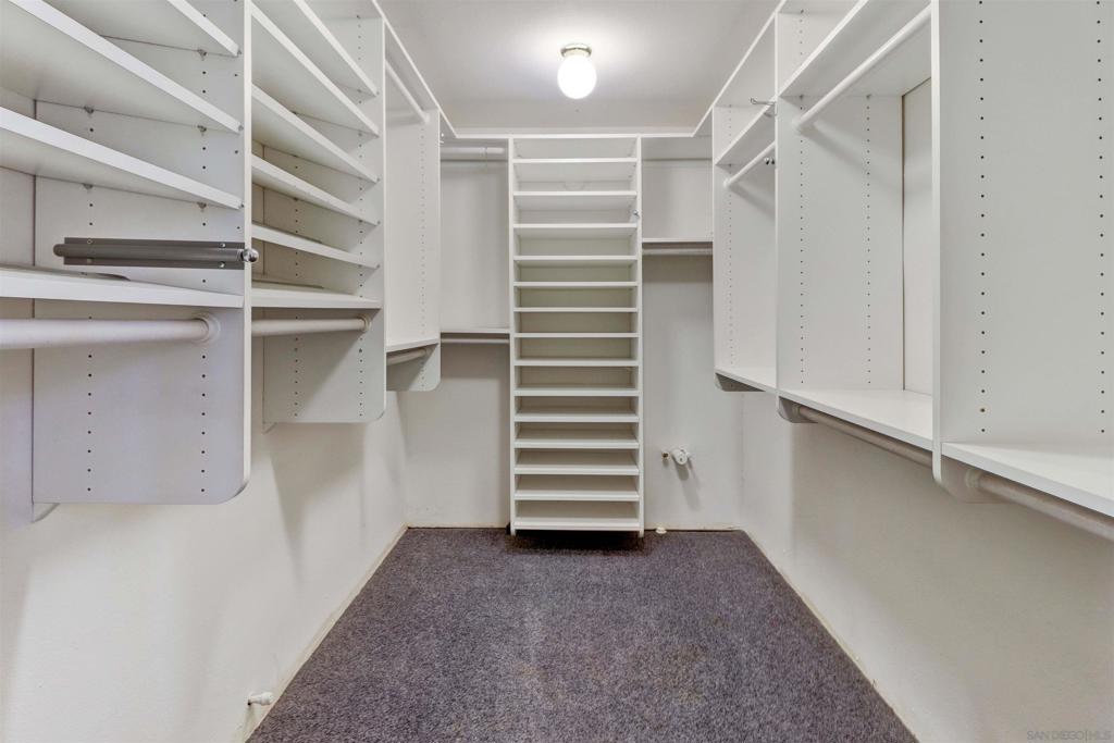 6286 Lake Athabaska Place