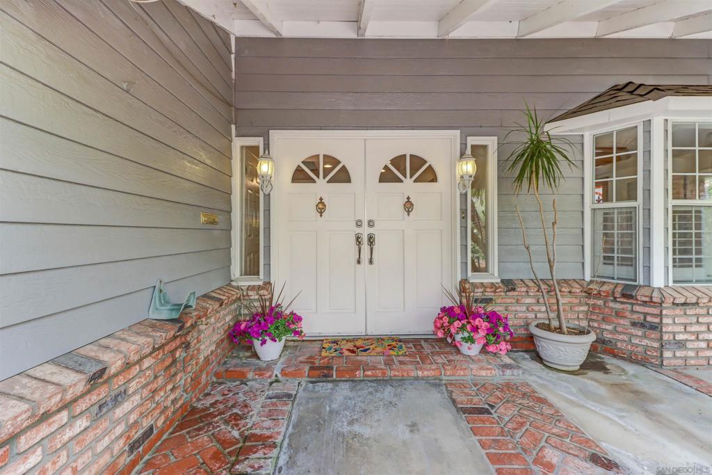 6286 Lake Athabaska Place