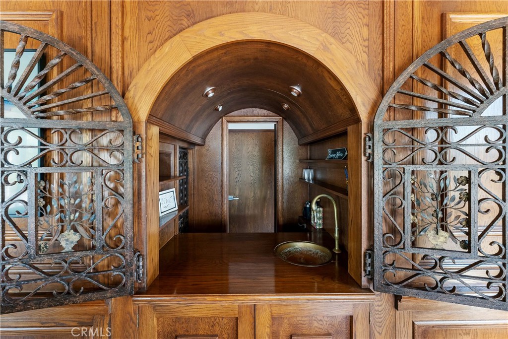 11550 Old Castle