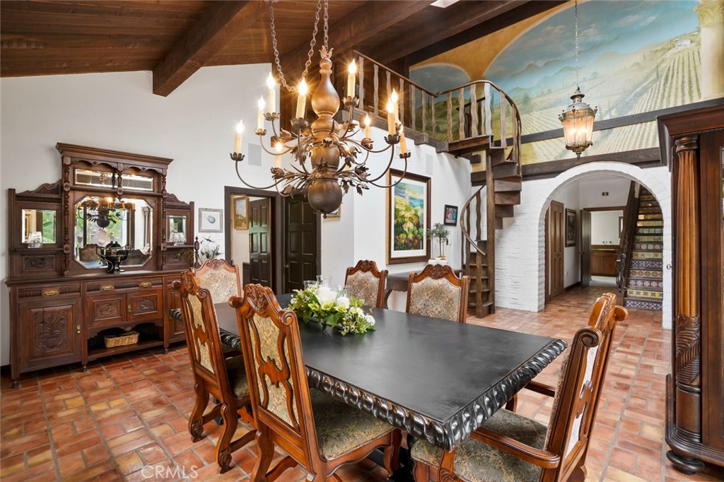 11550 Old Castle