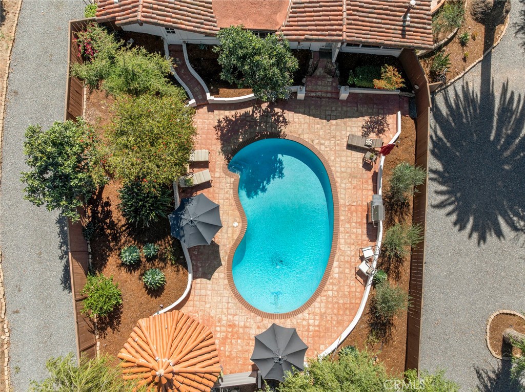11550 Old Castle