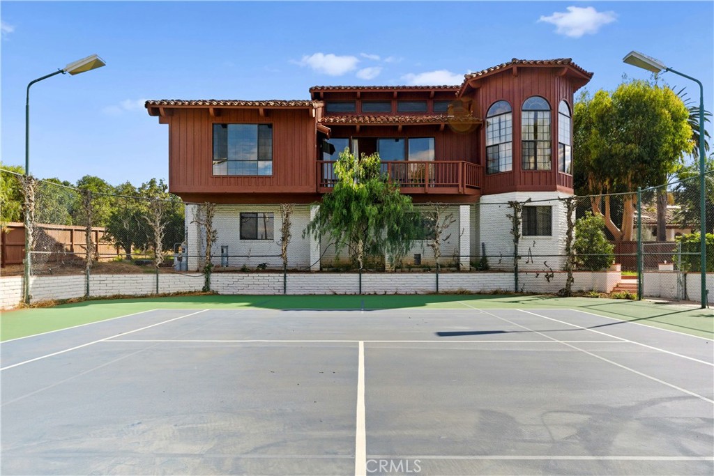 11550 Old Castle