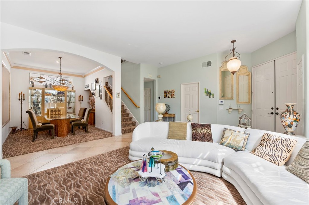 5643 Willowmere
