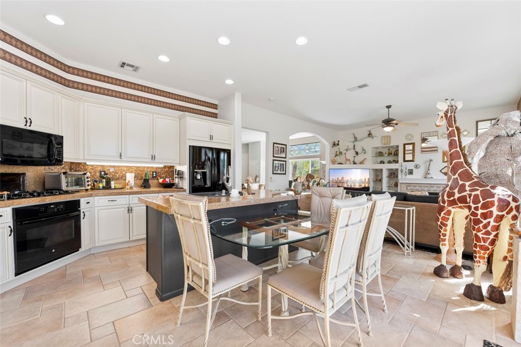 5643 Willowmere