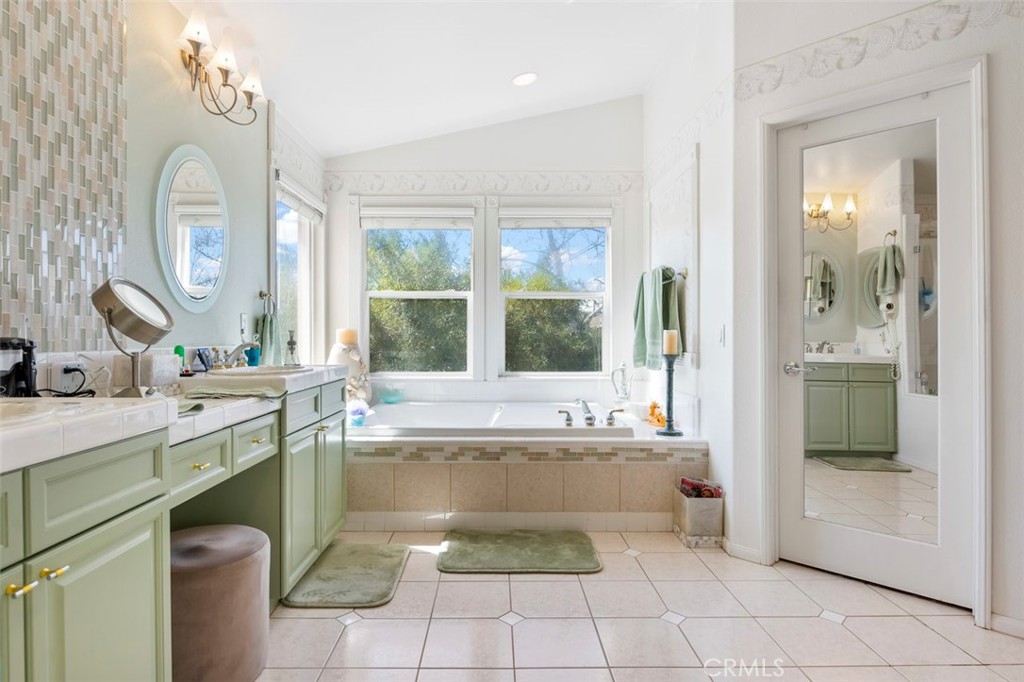 5643 Willowmere