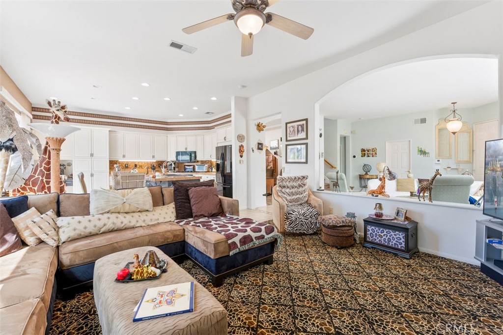 5643 Willowmere