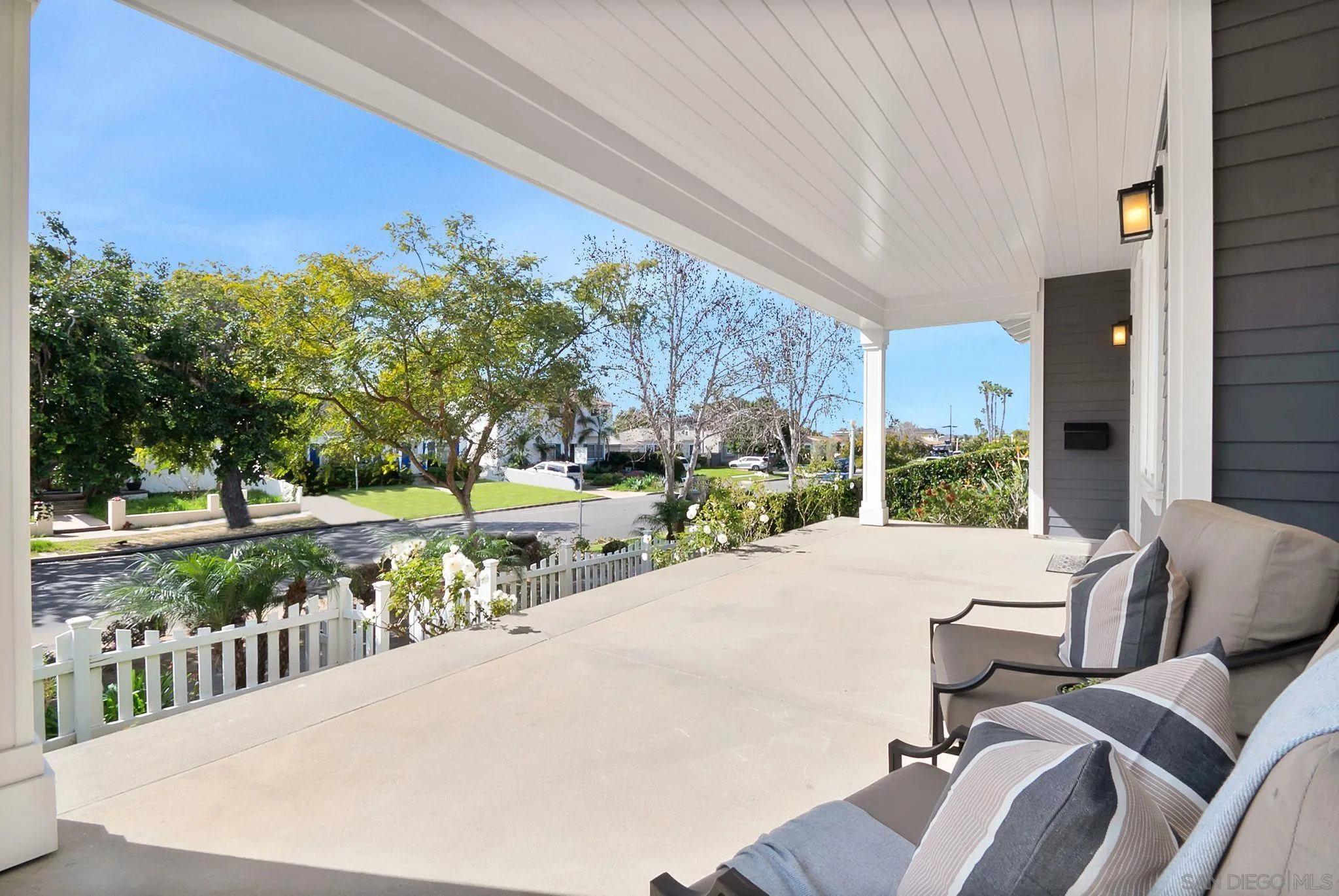 1376 Missouri St
