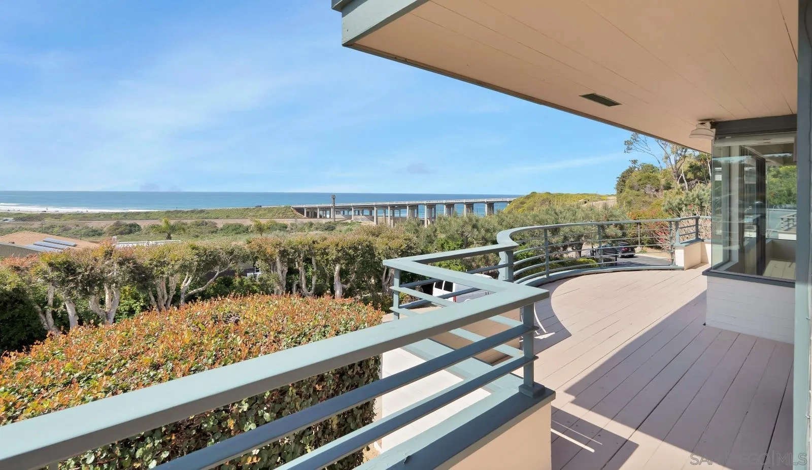 560 Torrey Point Rd