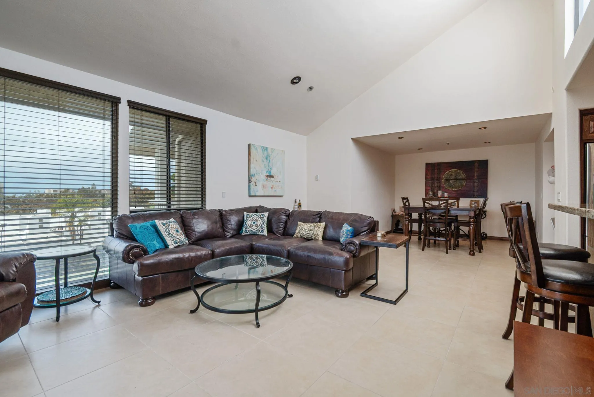 1335 La Palma St Unit H4