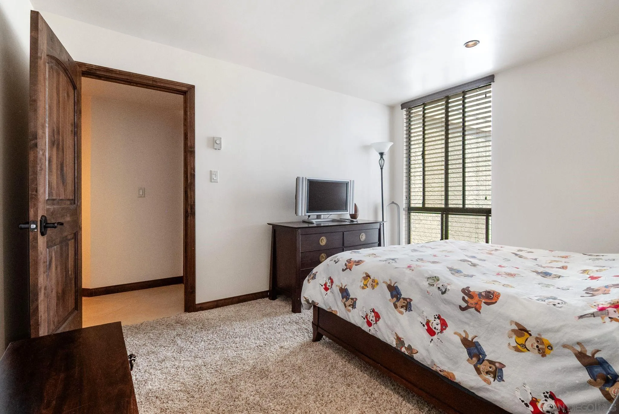 1335 La Palma St Unit H4