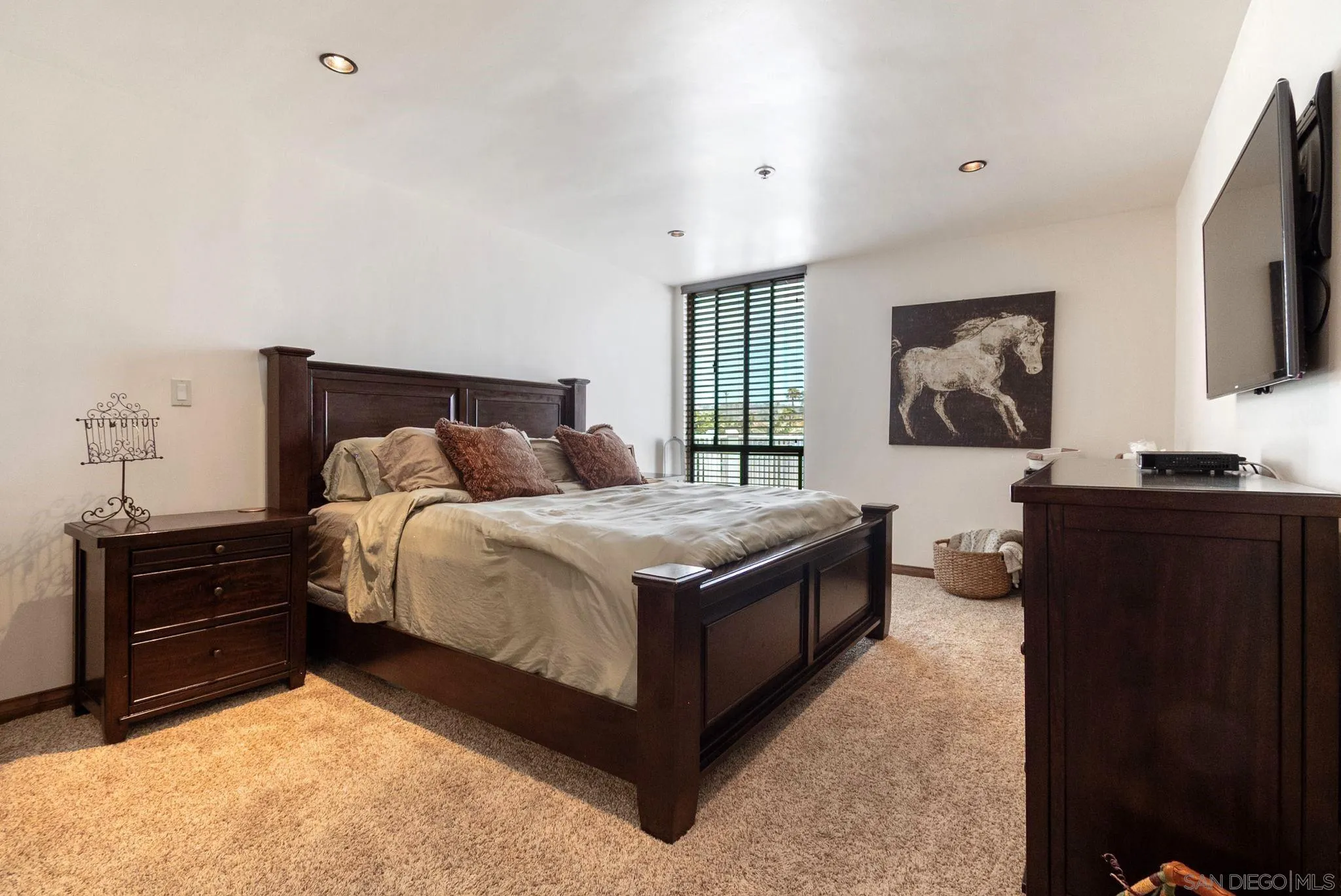 1335 La Palma St Unit H4
