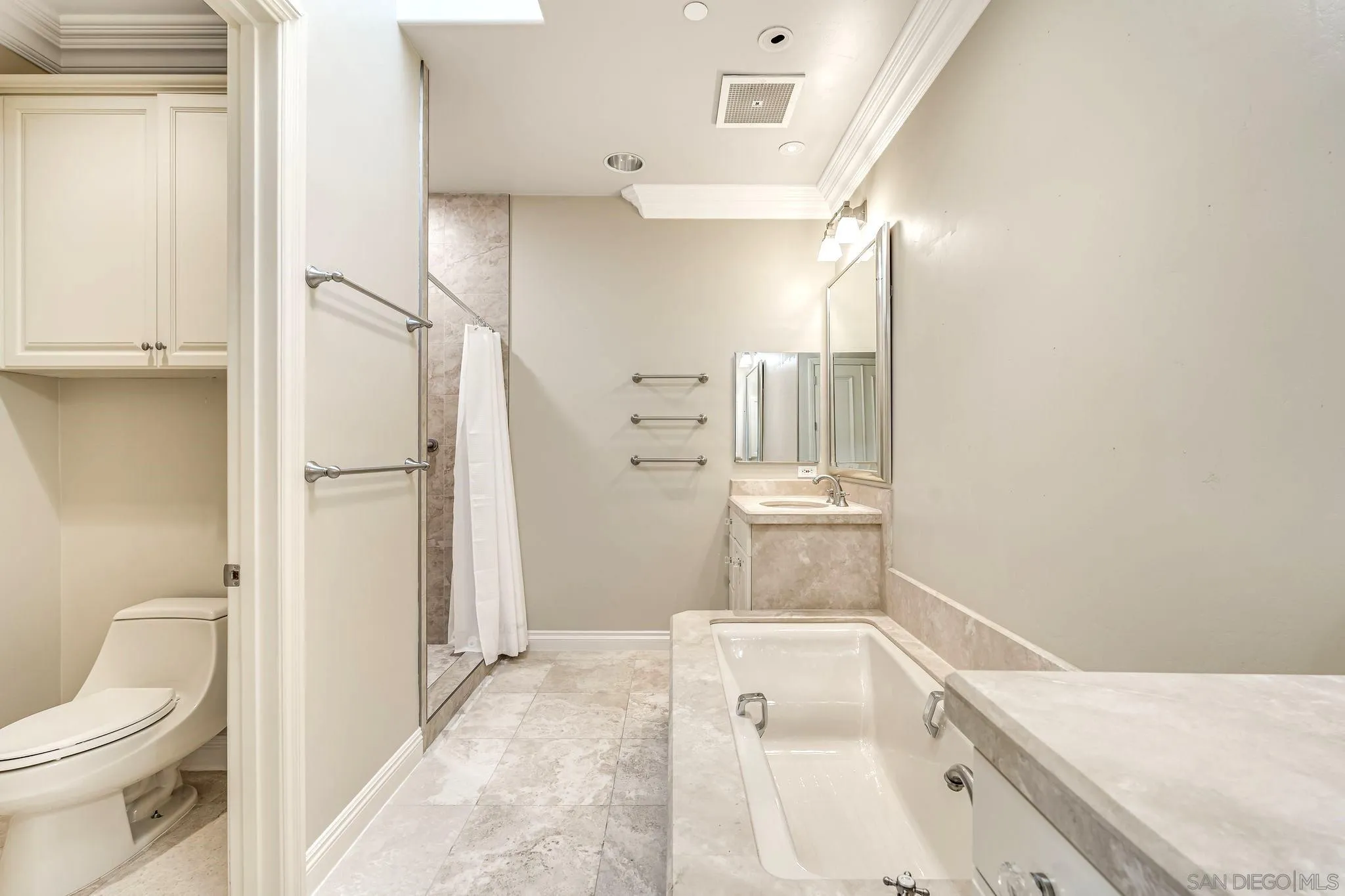 464 Prospect St Unit Ph7