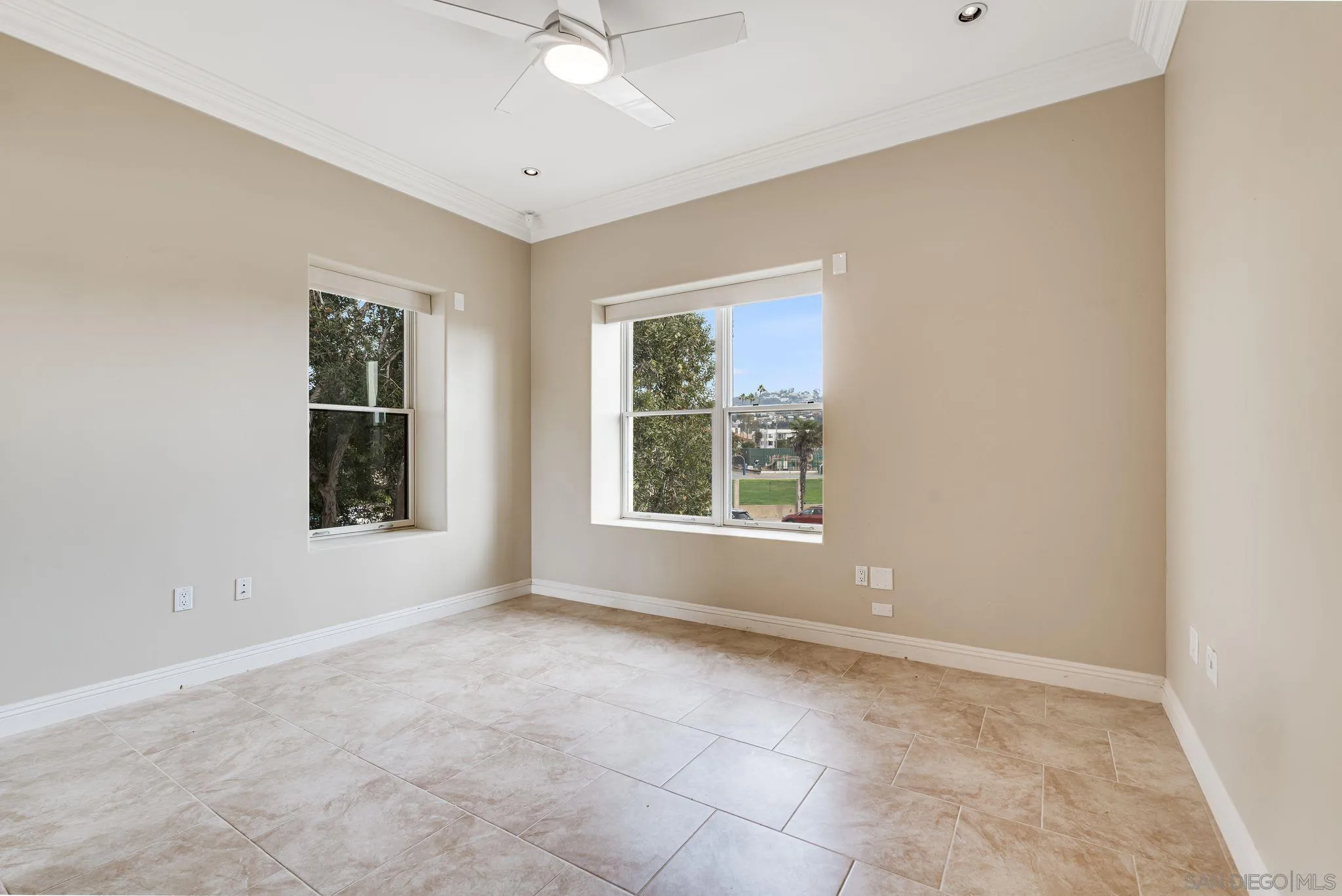 464 Prospect St Unit Ph7