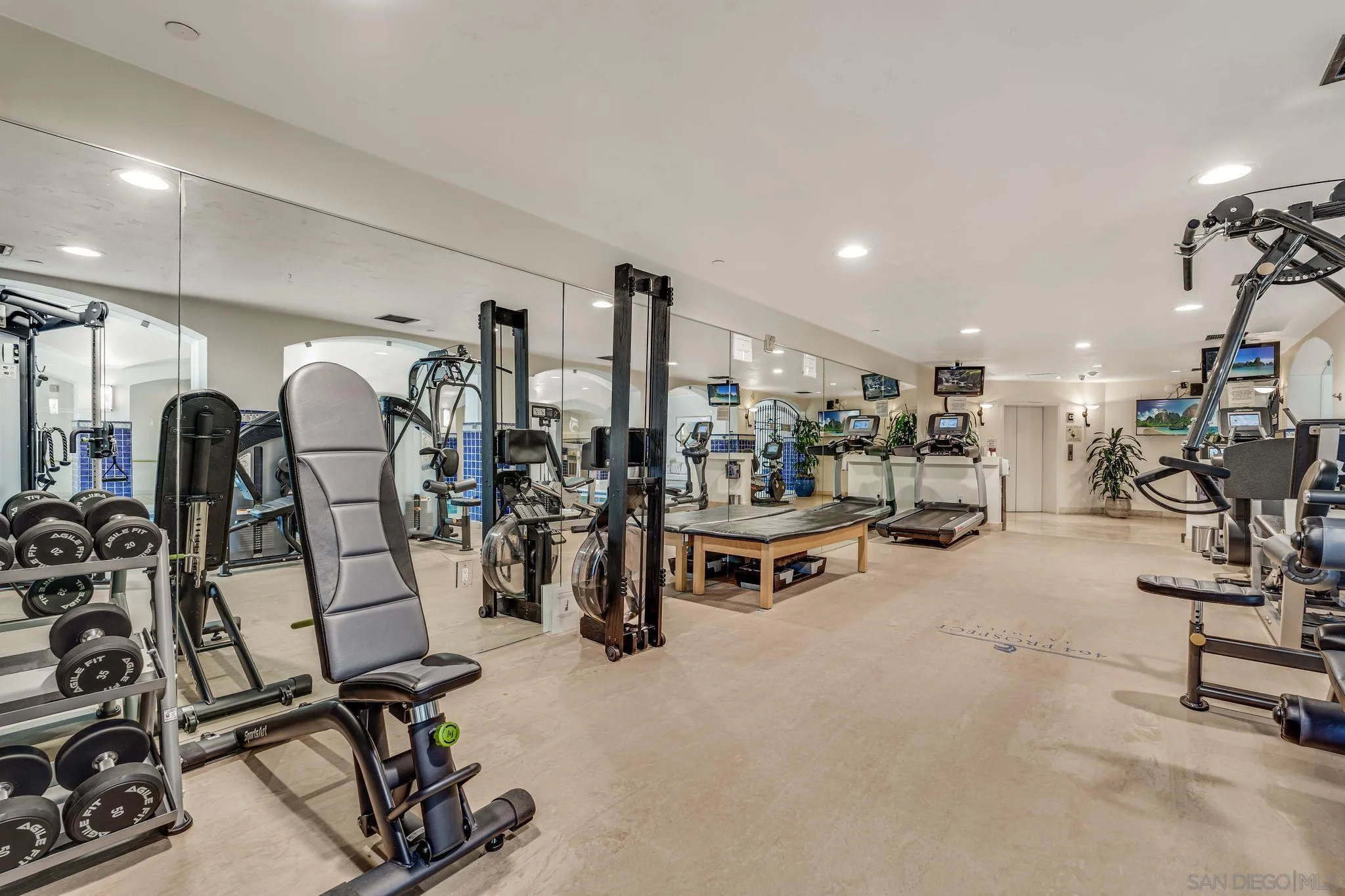 464 Prospect St Unit Ph7