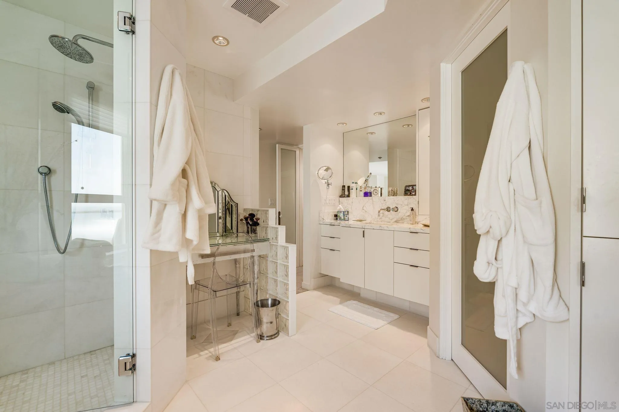 202 Coast Blvd Unit 6