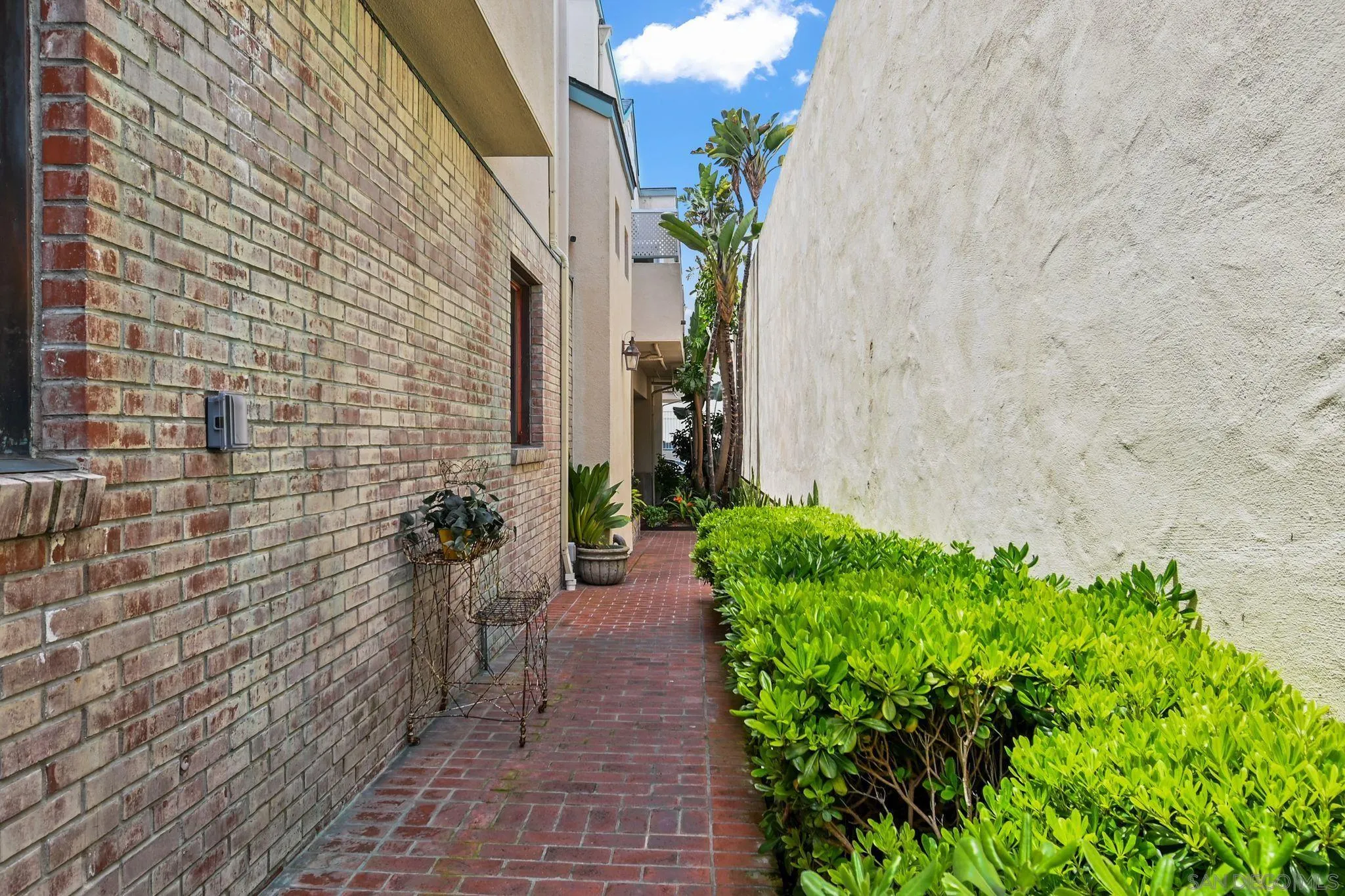 7622 Herschel Ave