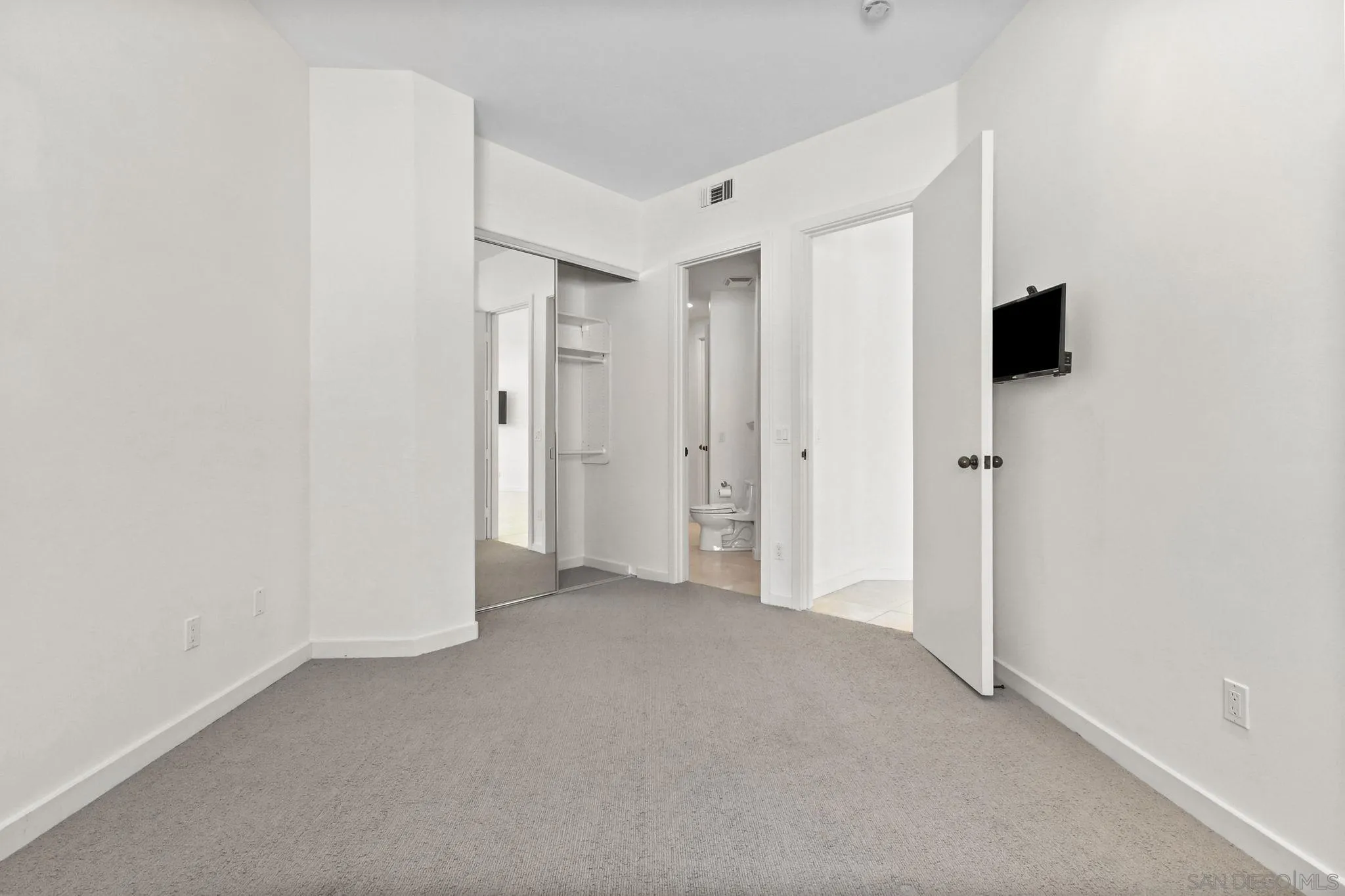 7622 Herschel Ave
