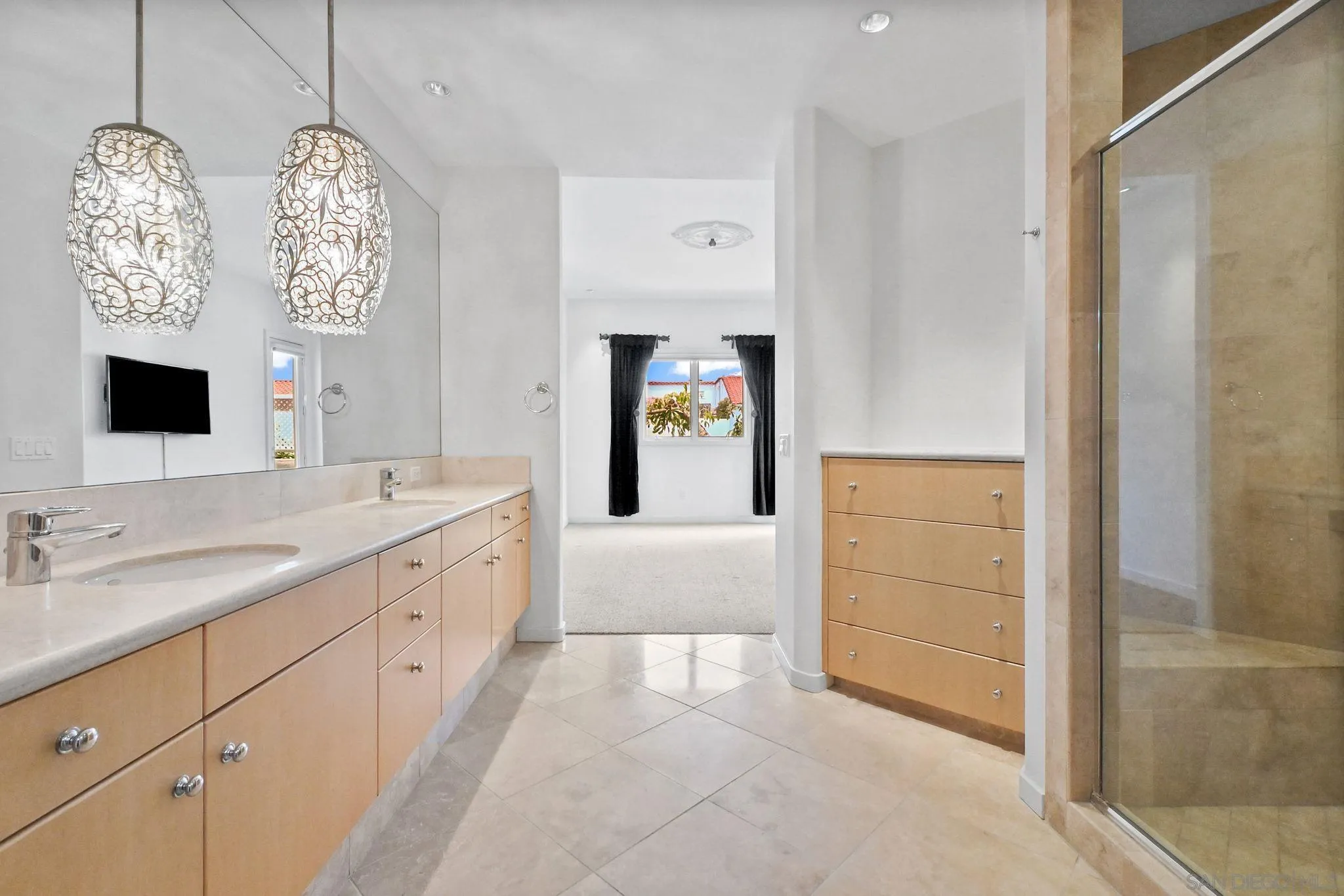 7622 Herschel Ave