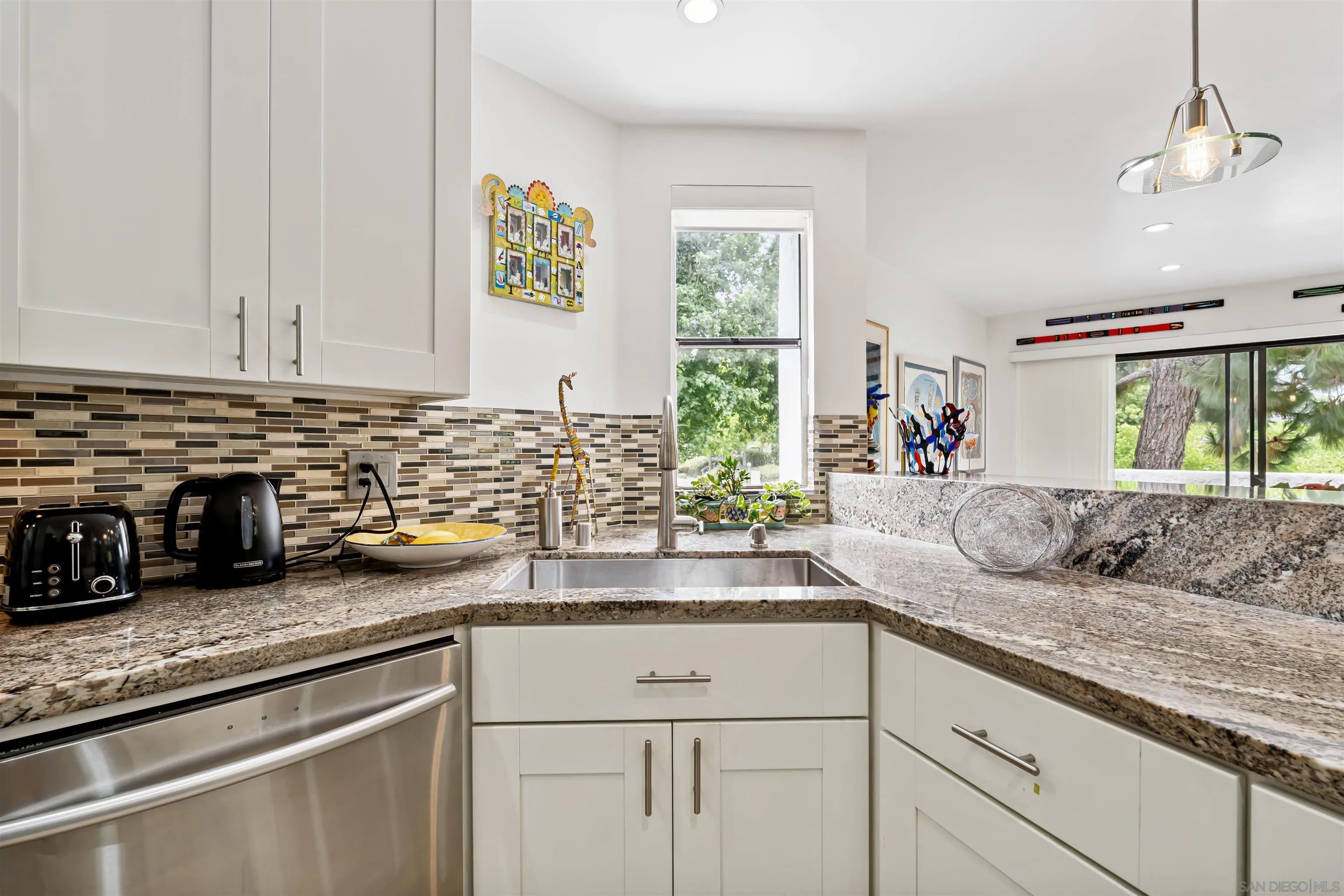 8482 Via Sonoma Unit 18
