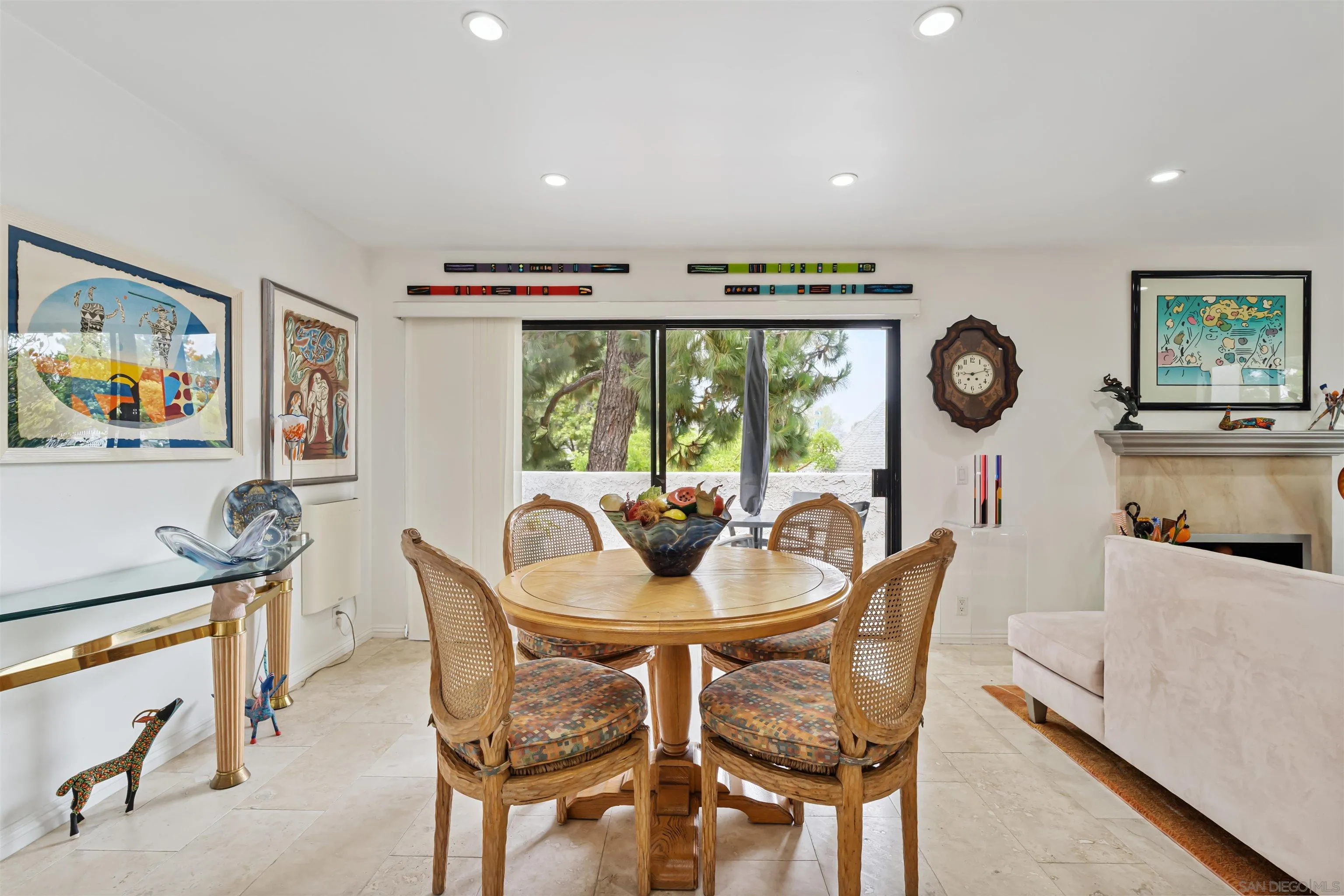 8482 Via Sonoma Unit 18