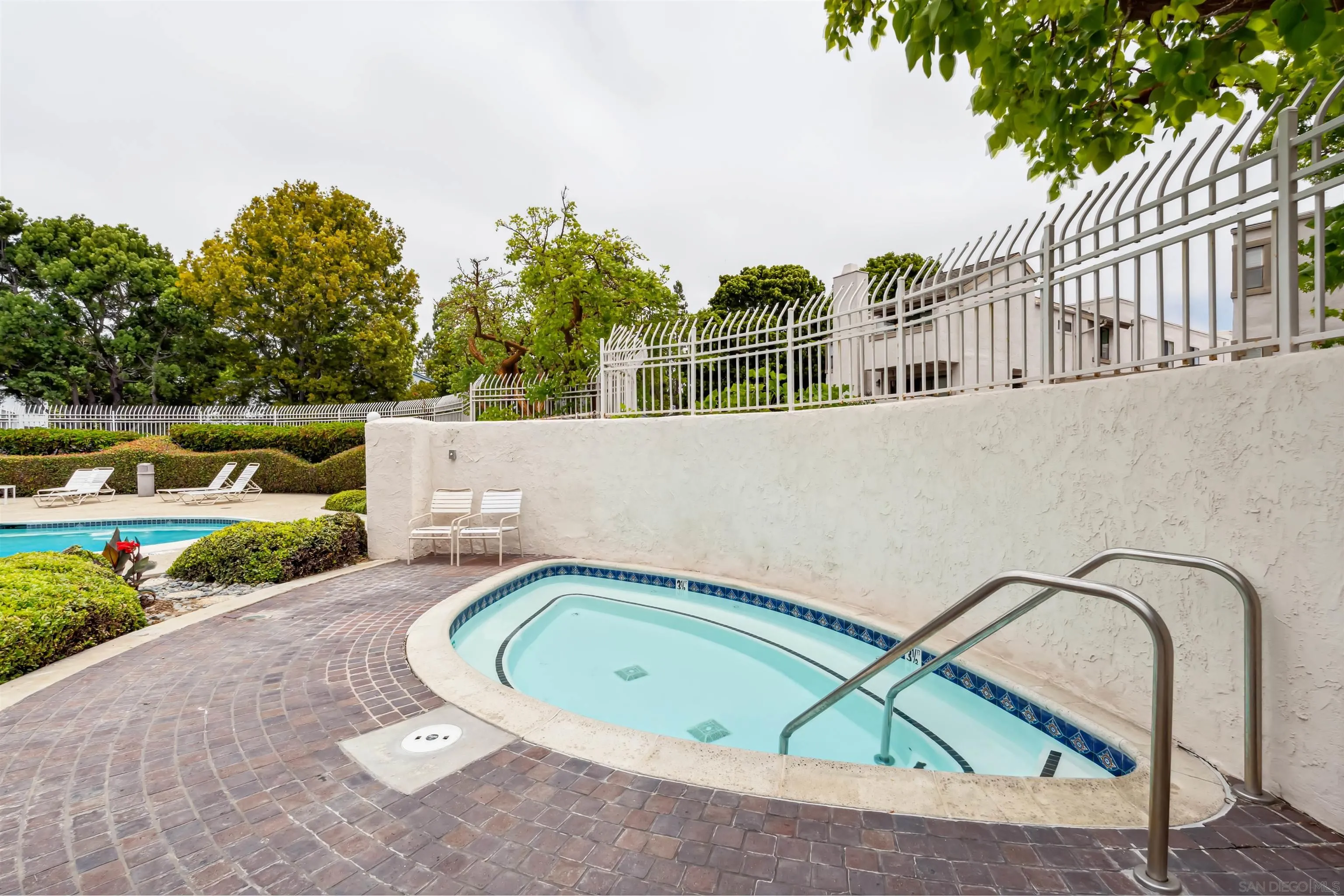 8482 Via Sonoma Unit 18