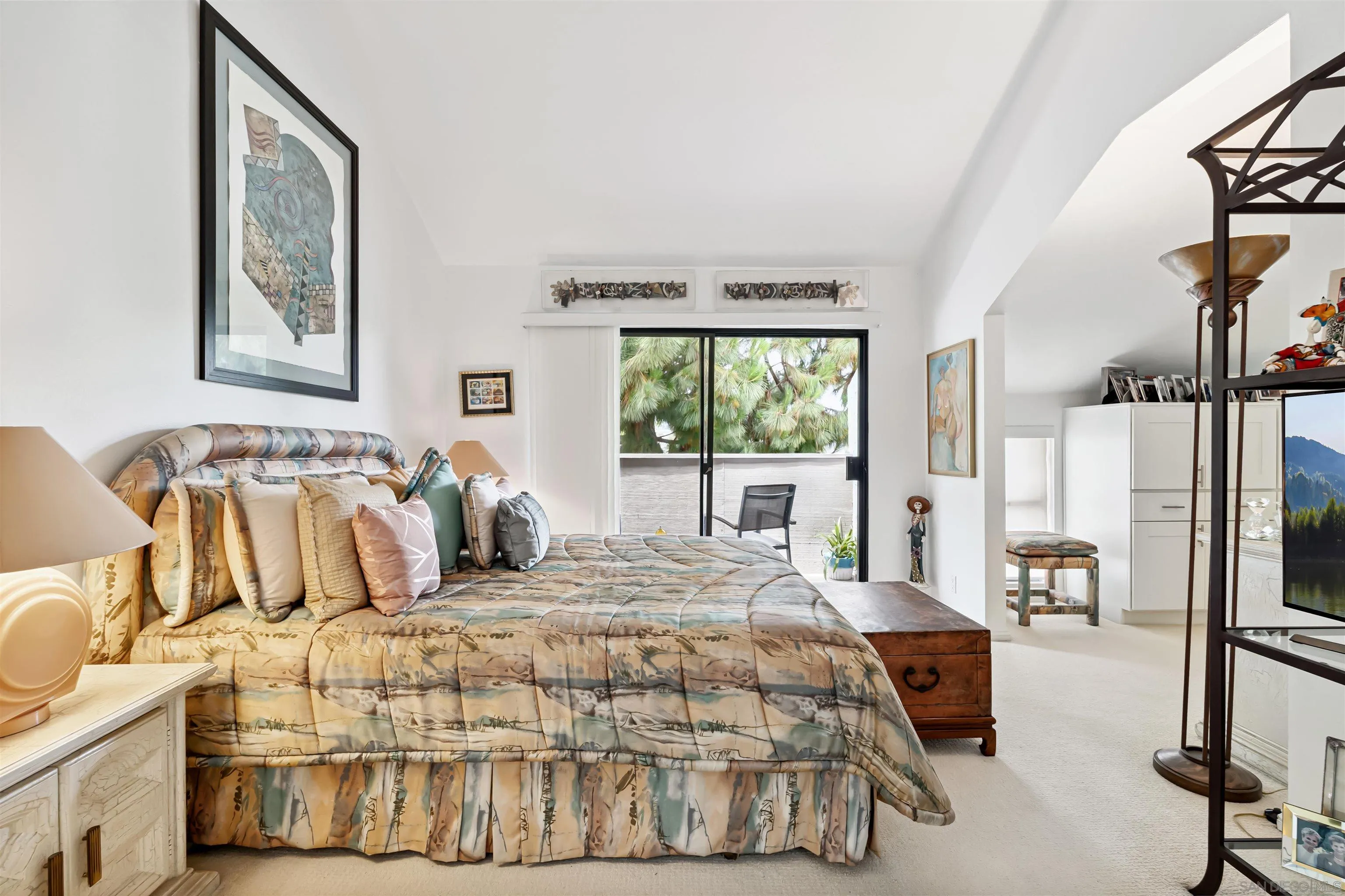 8482 Via Sonoma Unit 18
