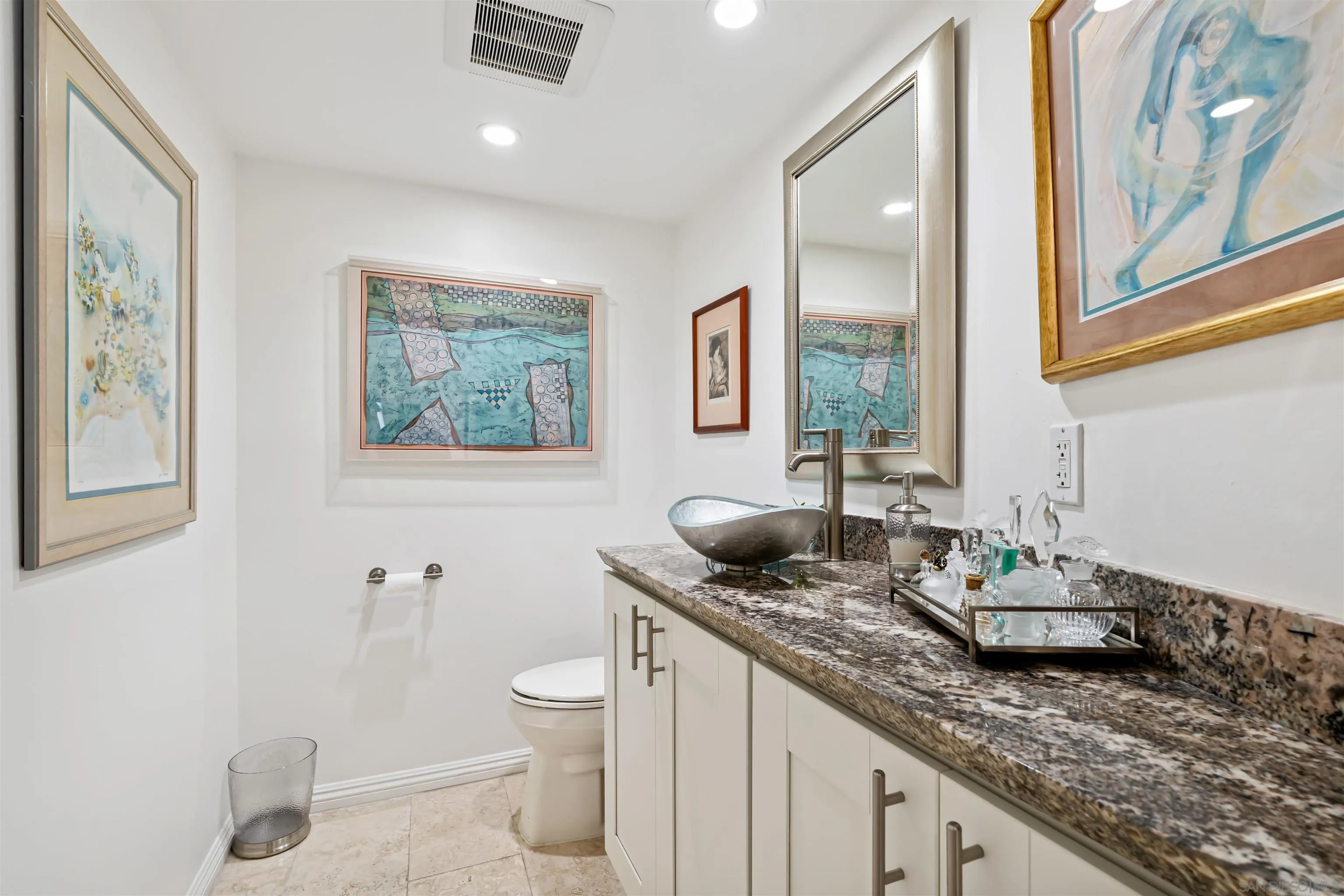 8482 Via Sonoma Unit 18