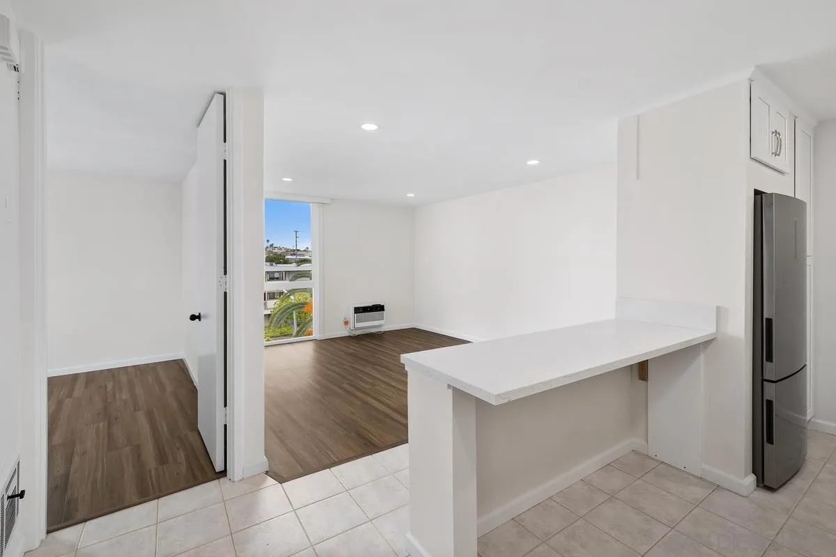 3050 Rue Dorleans Unit 412