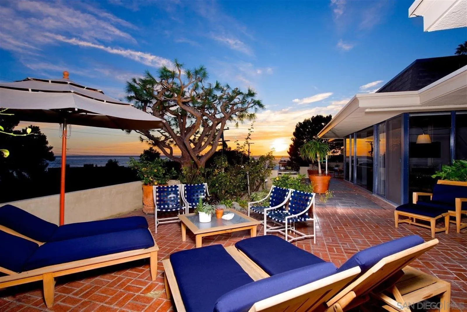 5979 Camino De La Costa