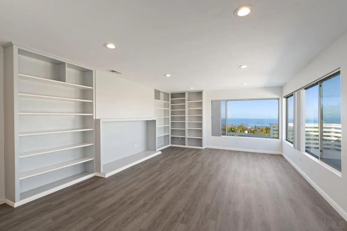 7276 Rue Michael