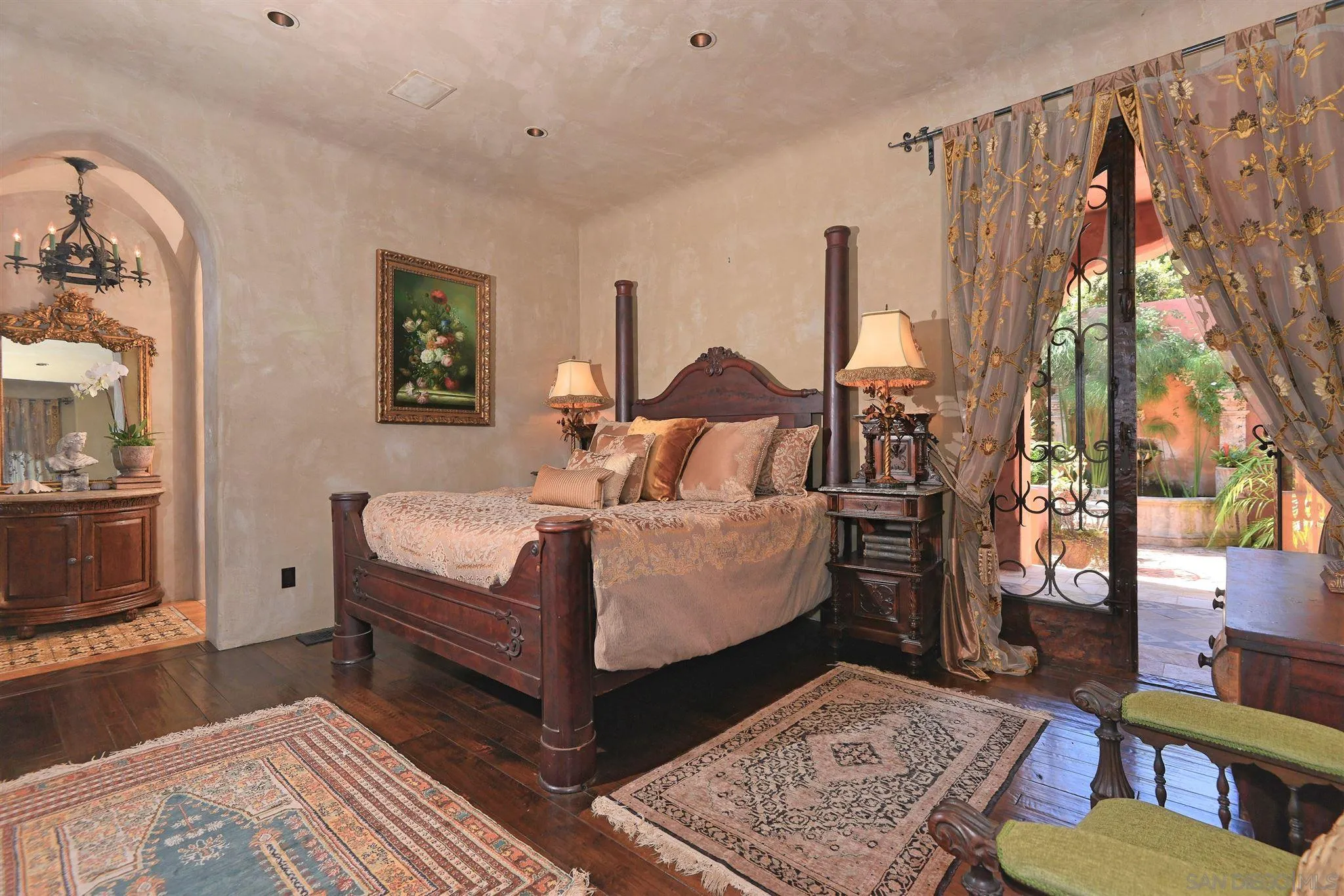 7604 Country Club Drive